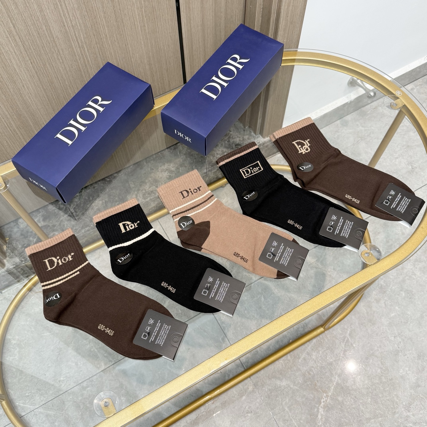 配包装【一盒五双】🌟欧美大牌 Dior迪奥 好看到爆炸欧美大牌中筒袜🔥男女款🌟潮人必不能少的专柜代购品质