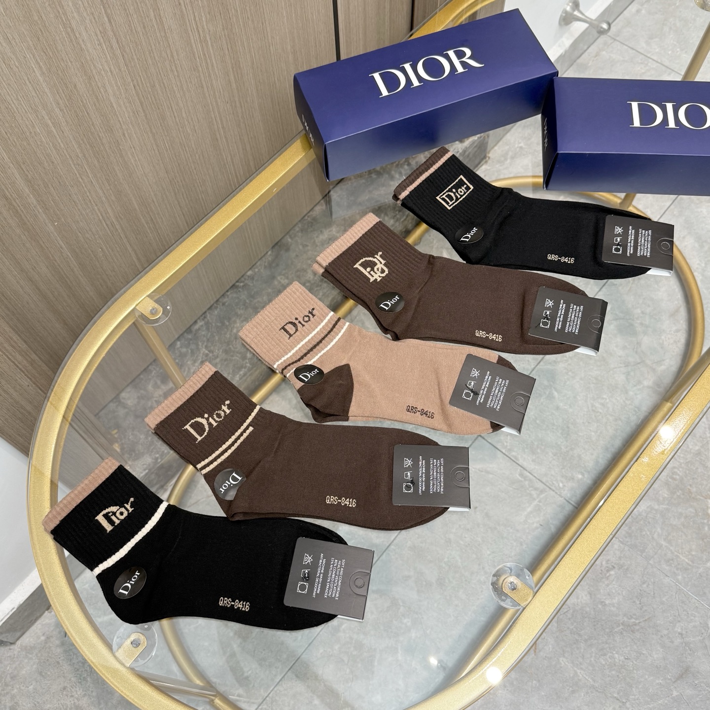 配包装【一盒五双】🌟欧美大牌 Dior迪奥 好看到爆炸欧美大牌中筒袜🔥男女款🌟潮人必不能少的专柜代购品质