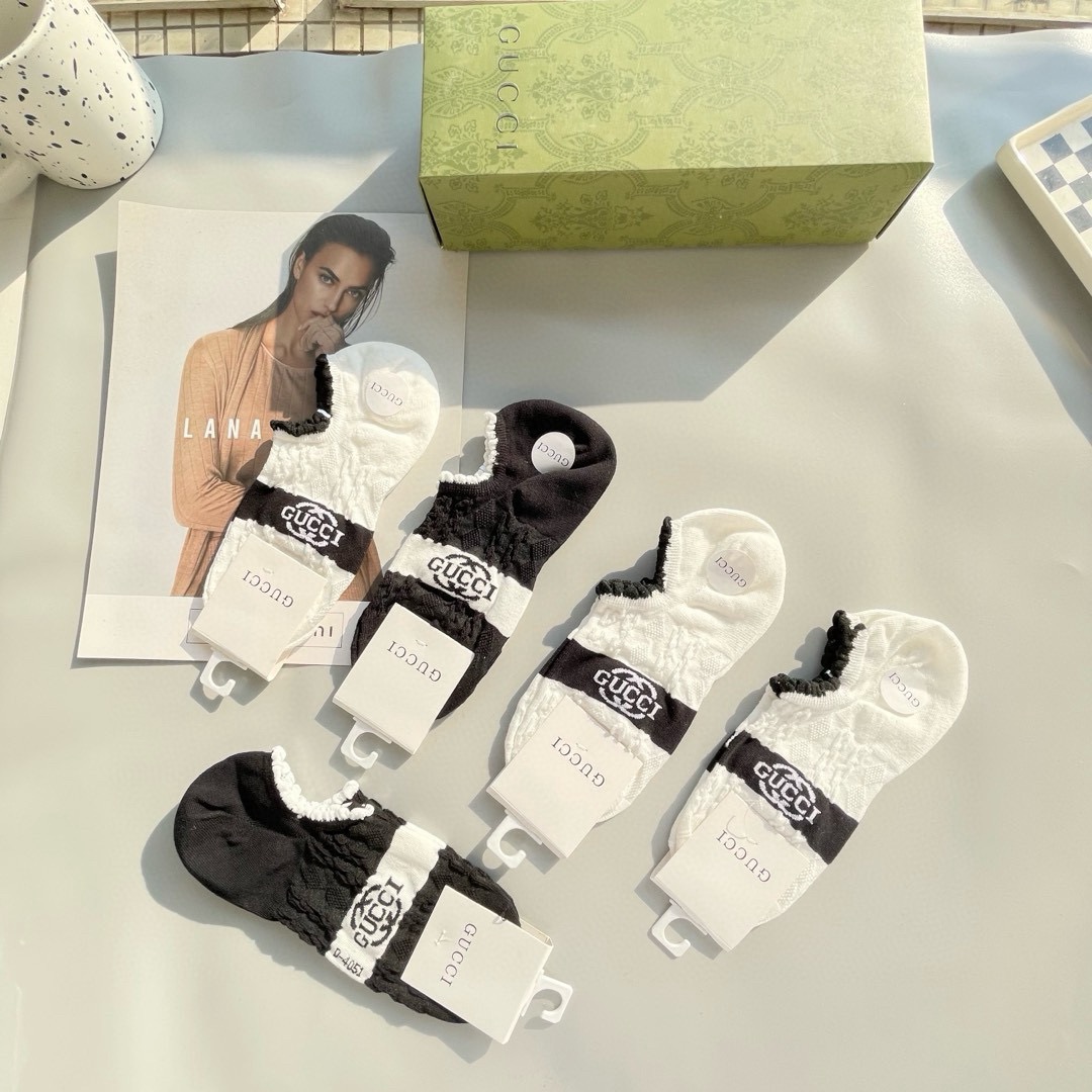 配包装【一盒五双】🌟Gucci 古奇 好看到爆炸欧美大牌短筒袜🔥🌟潮人必不能少的专柜代购品质 短筒袜子 