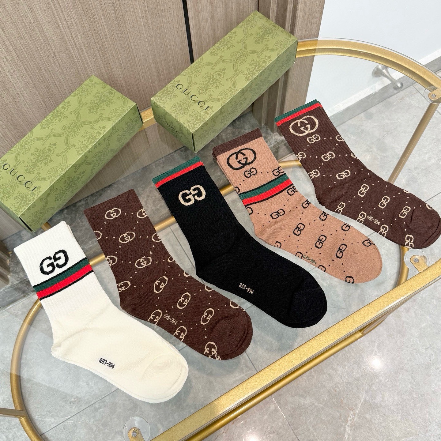 配包装【一盒五双】Gucci · 古奇❗️网红爆款出货~G家新品体香袜专柜对版字母袜子❗️纯棉材质织造，
