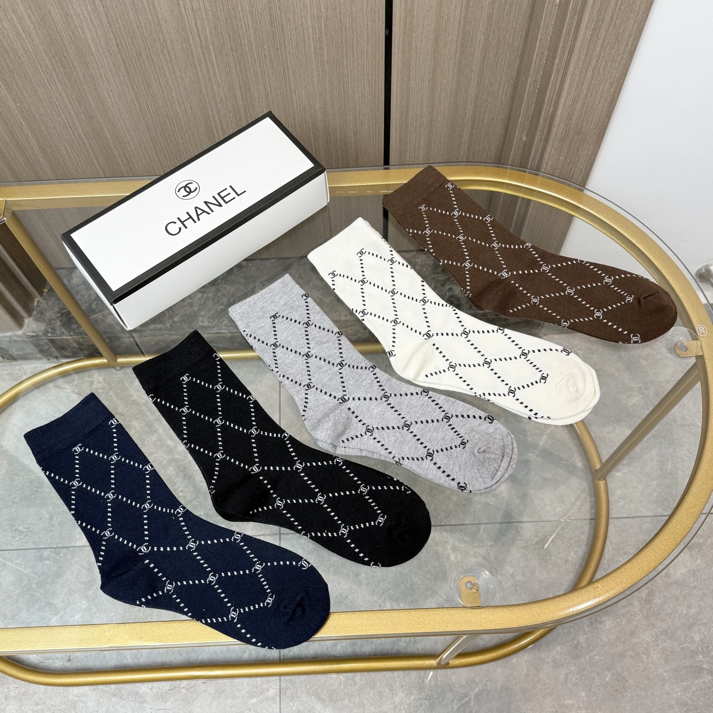 【一盒五双】配包装 CHANEL香奈儿高版本 ～好看到爆炸小香 袜子🔥羊绒袜，超软糯🔥🔥潮人必不能少的C
