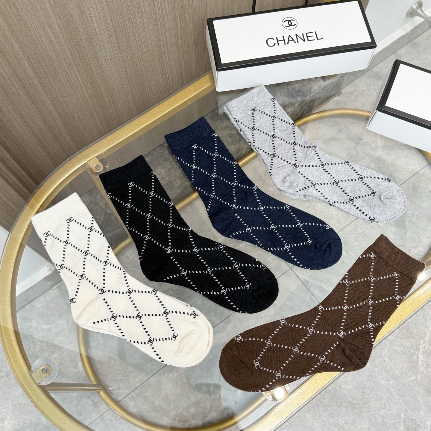 【一盒五双】配包装 CHANEL香奈儿高版本 ～好看到爆炸小香 袜子🔥羊绒袜，超软糯🔥🔥潮人必不能少的C