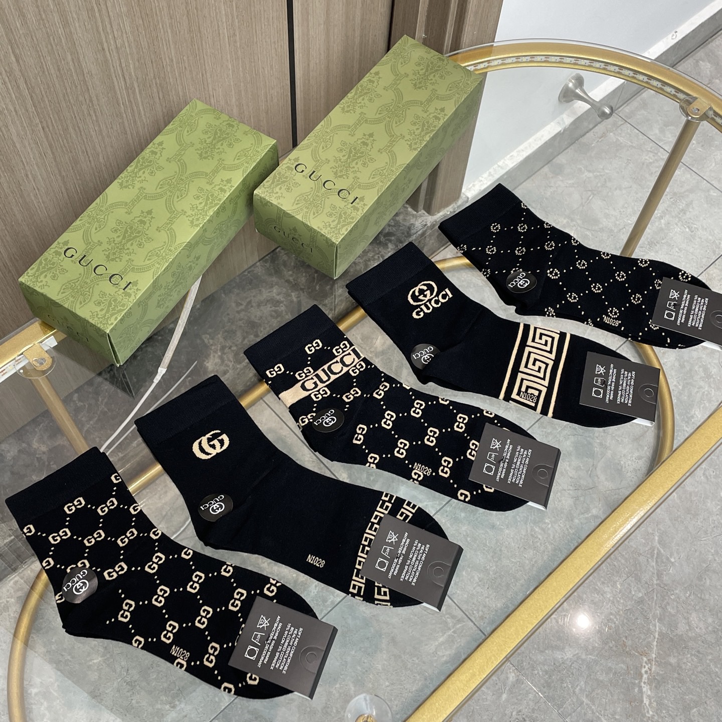 配包装【一盒五双】🌟Gucci 古奇 好看到爆炸欧美大牌中筒袜🔥🌟潮人必不能少的专柜代购品质 中筒袜子 