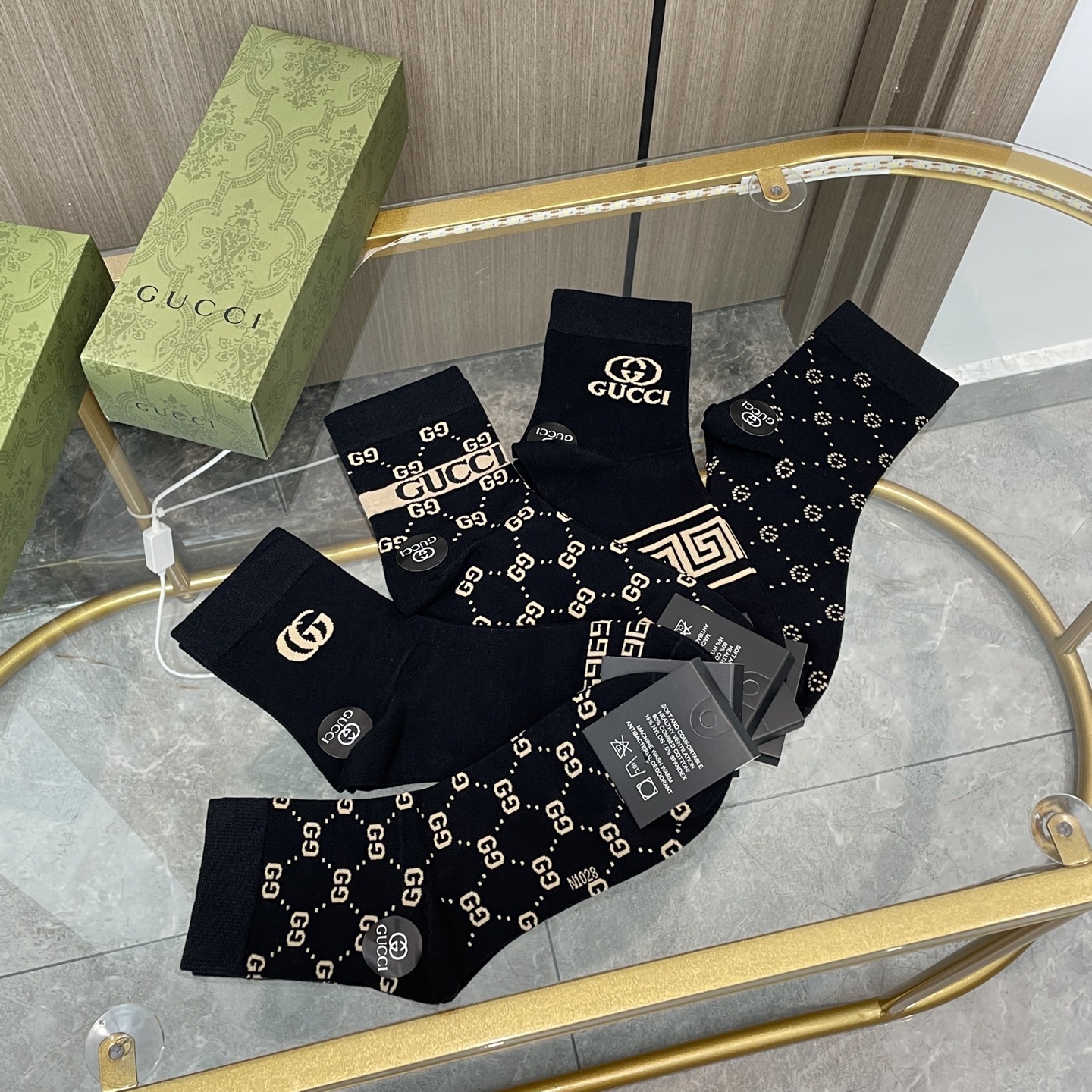 配包装【一盒五双】🌟Gucci 古奇 好看到爆炸欧美大牌中筒袜🔥🌟潮人必不能少的专柜代购品质 中筒袜子 