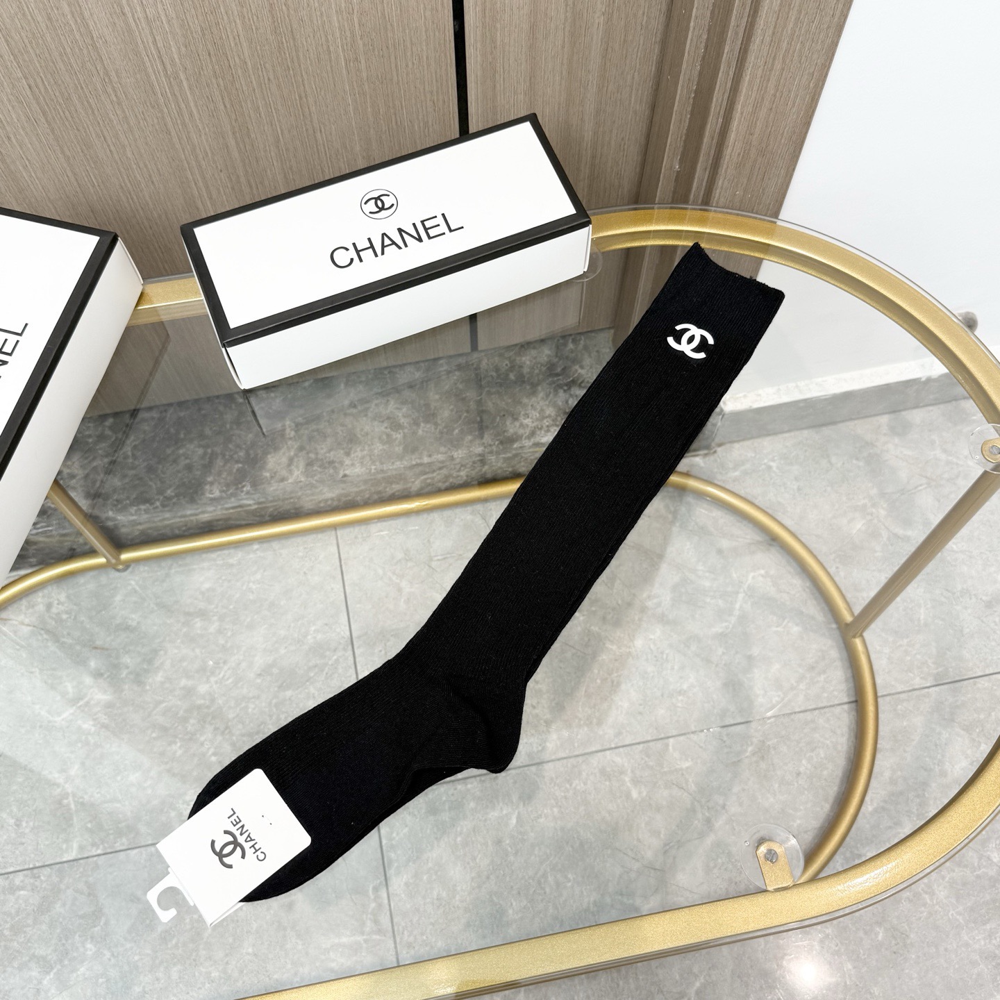 配包装【一盒一双】CHANEL· 香奈儿❗️超级爆款网红袜子❗️官网同款纯色字母小腿袜，ins明星网红推