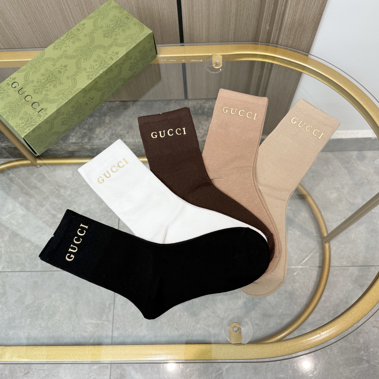配包装【一盒五双】Gucci · 古奇❗️G家新品烫金中短筒男女款袜子❗️专柜同步长袜，超级经典的G家标
