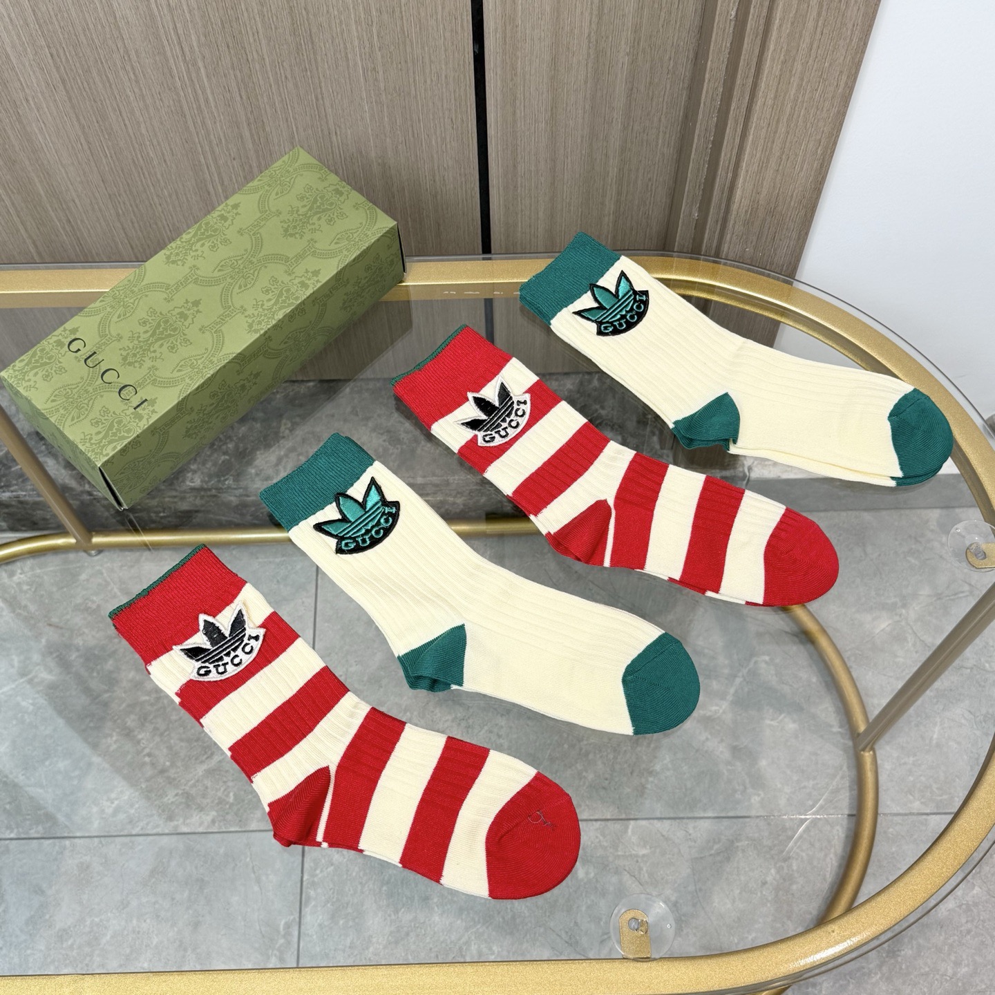 配包装【一盒四双】🔥 Gucci 古奇GG限量系列～Gucci的GG系列都没有让人失望过，这次运动风格展