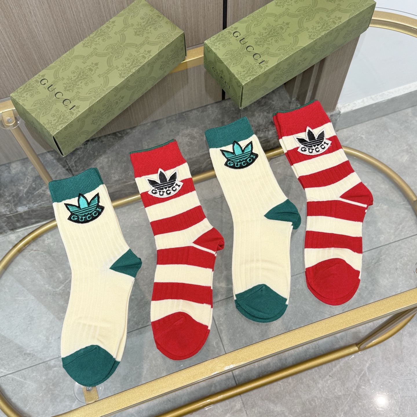 配包装【一盒四双】🔥 Gucci 古奇GG限量系列～Gucci的GG系列都没有让人失望过，这次运动风格展
