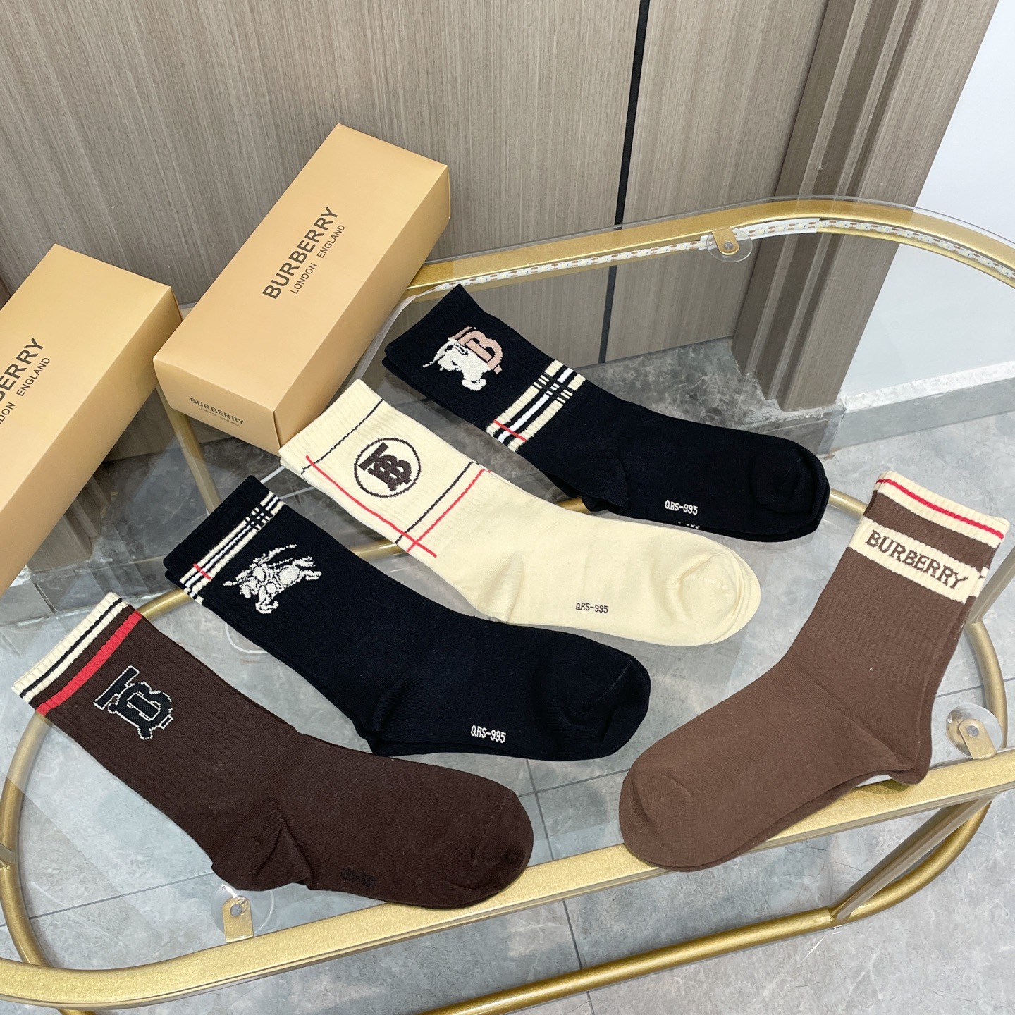 配包装【一盒五双】巴宝莉专柜最新款刺绣TB袜子❗️巴家专柜同步中长袜，经典战马网红爆款袜子INS高端潮袜