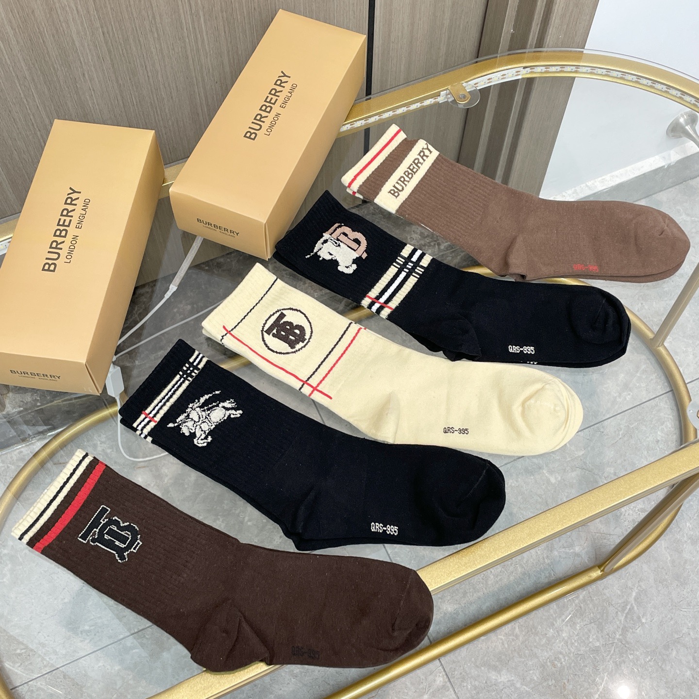 配包装【一盒五双】巴宝莉专柜最新款刺绣TB袜子❗️巴家专柜同步中长袜，经典战马网红爆款袜子INS高端潮袜