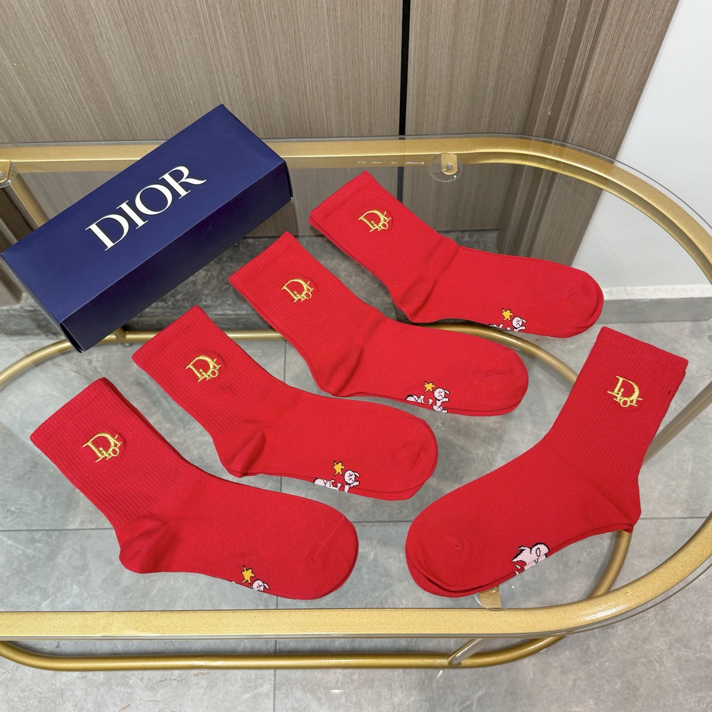 配包装【一盒五双】✨DIOR 古奇🔥红红火火过年袜💓专柜同款字母 男女款刺绣高筒袜子❗️专柜同步上新，超