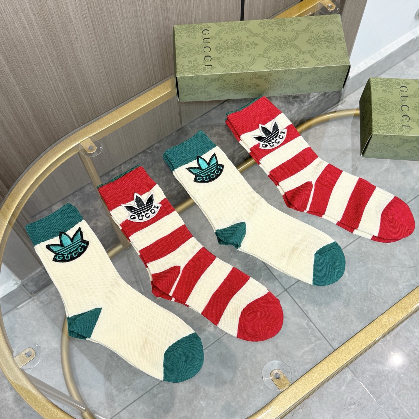 配包装【一盒四双】🔥 Gucci 古奇GG限量系列～Gucci的GG系列都没有让人失望过，这次运动风格展