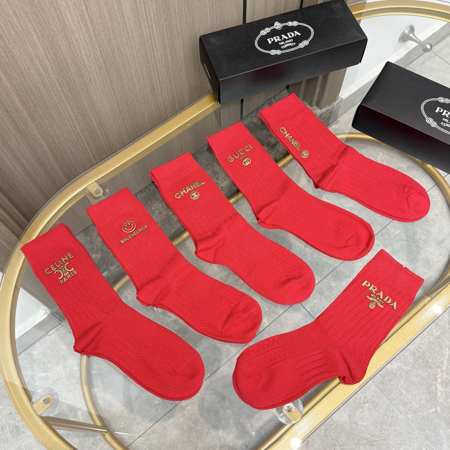 配包装【一盒六双】✨欧美大牌🔥红红火火过年袜 💓官网同款字母饰品中长款袜子！罗口饰品品牌简称字母ins装