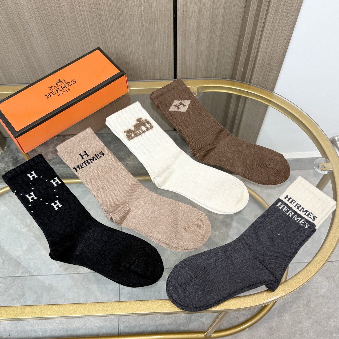 配包装 【一盒五双】HERMER · 爱马仕经典中筒羊绒袜子❗️羊绒面料，专柜同步上新，袜身提花H品牌字