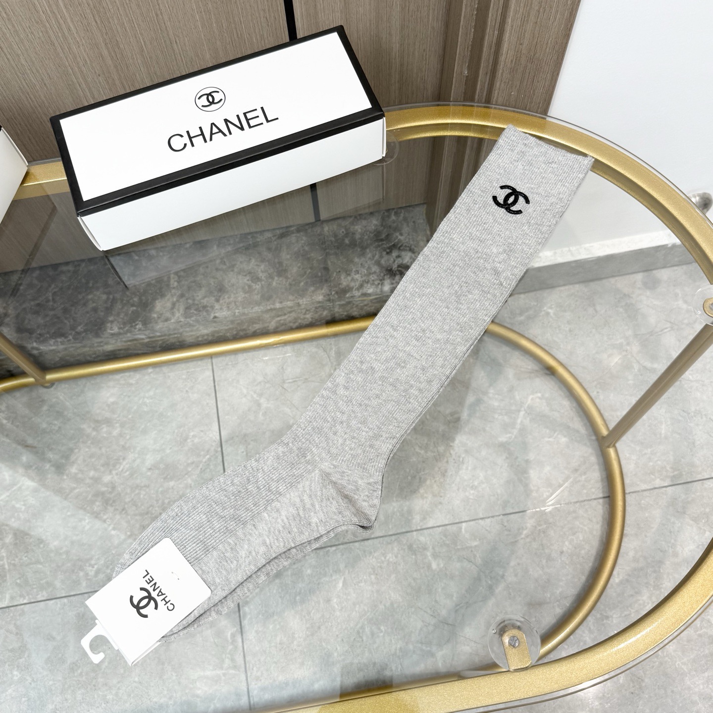 配包装【一盒一双】CHANEL· 香奈儿❗️超级爆款网红袜子❗️官网同款纯色字母小腿袜，ins明星网红推