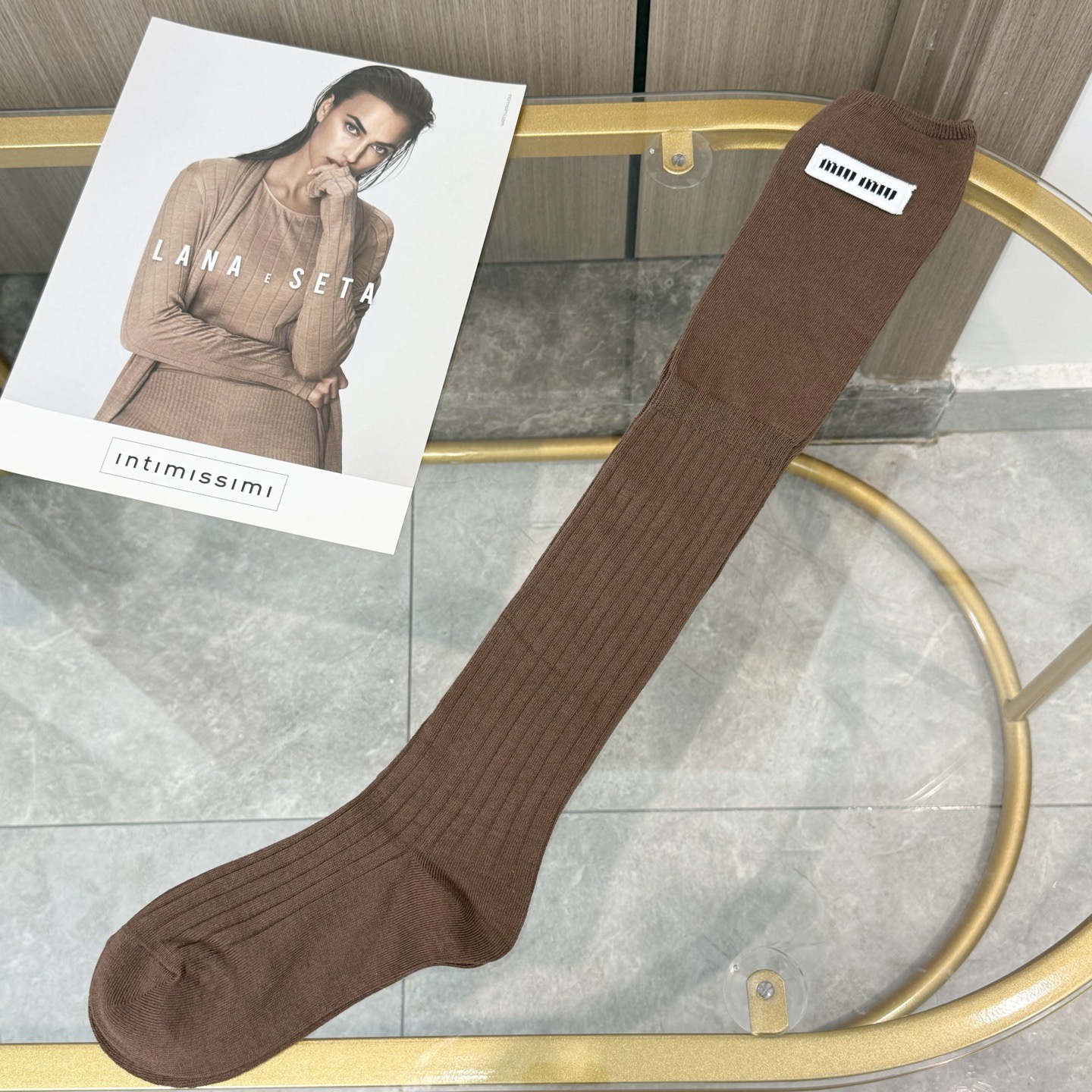 配包装【一盒一双】MIUMIU · 缪缪❗️超级爆款网红袜子❗️缪家官网同步字母过膝小腿袜，ins明星网