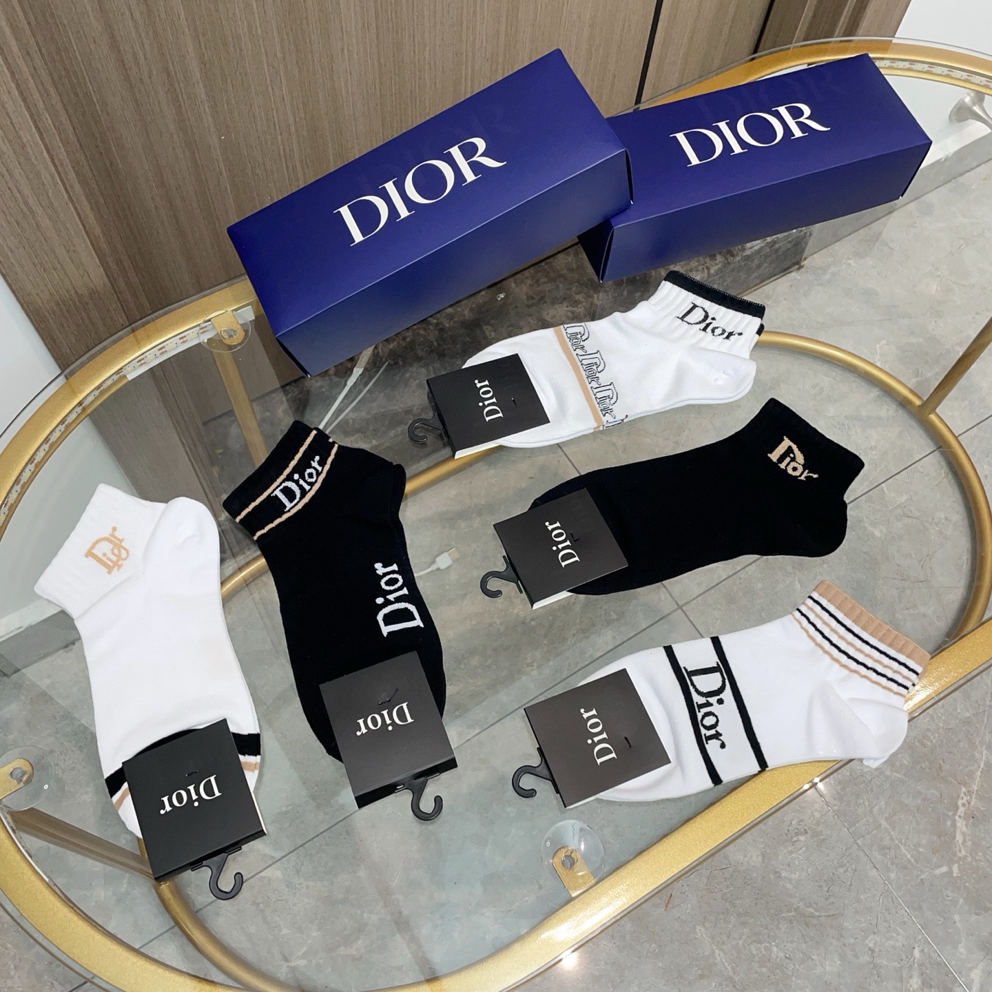 配包装【一盒五双】DIOR 迪奥ins超火爆小单品，Vintage 必备单品 短款🌟潮人必备 爆款，复古