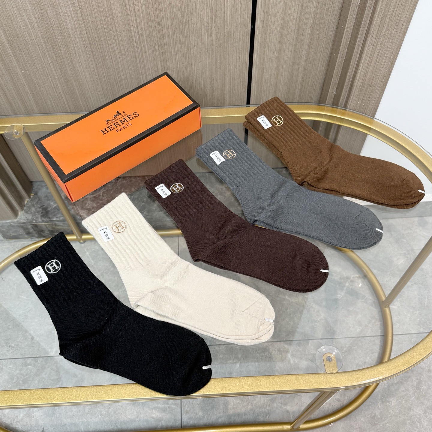 配包装 【一盒五双】HERMER · 爱马仕经典中筒羊绒袜子❗️羊绒面料，专柜同步上新，袜身提花H品牌字