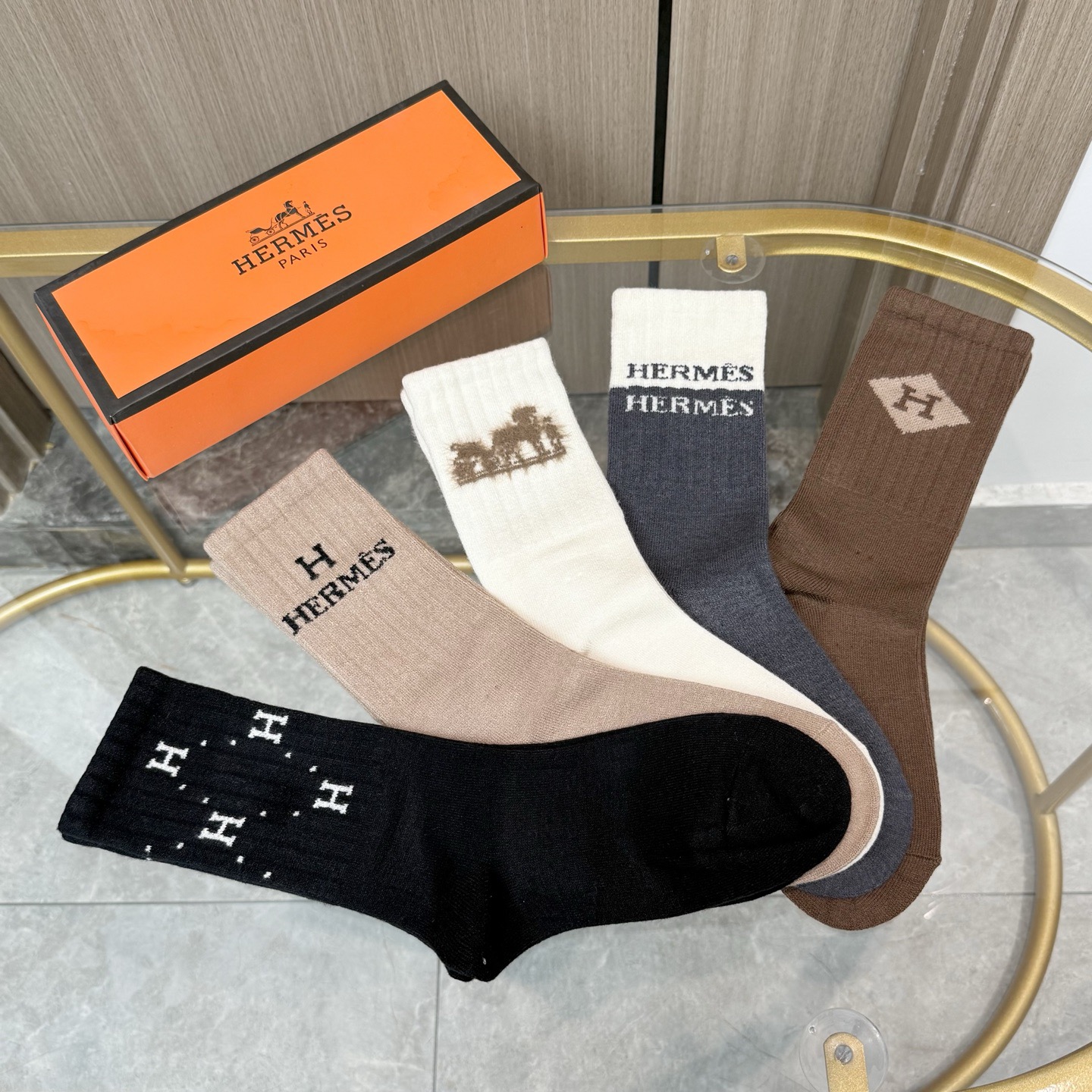 配包装 【一盒五双】HERMER · 爱马仕经典中筒羊绒袜子❗️羊绒面料，专柜同步上新，袜身提花H品牌字