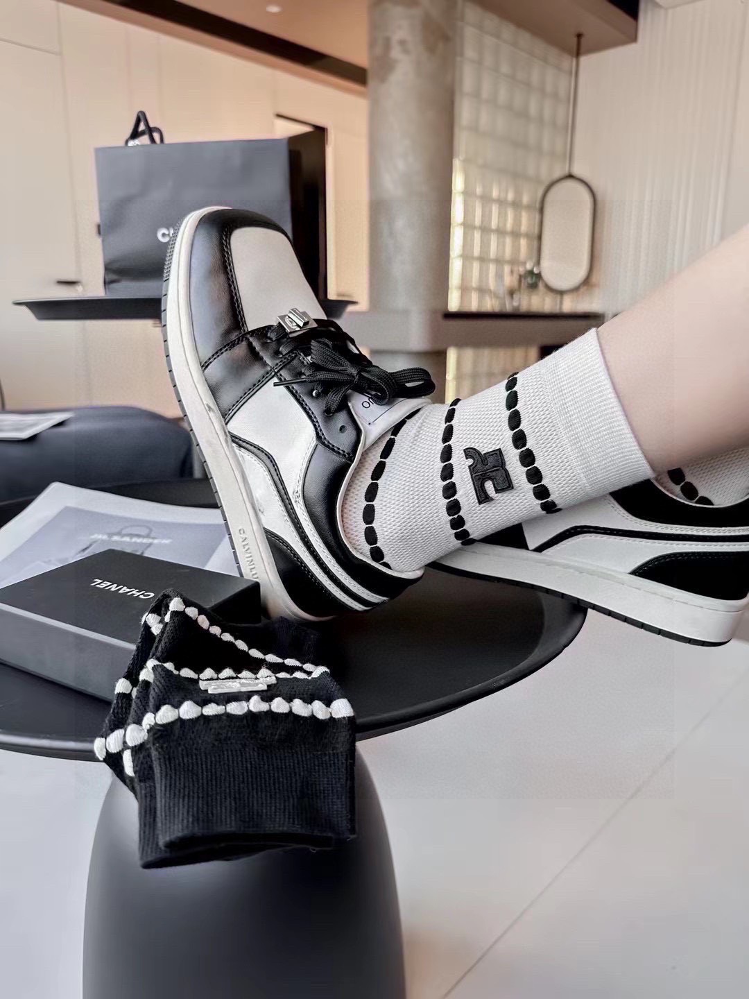 配包装【一盒四双】CELINE · 赛琳❗️高品质🔥超级爆款网红袜子❗️ce家官网同步字母中筒袜，ins