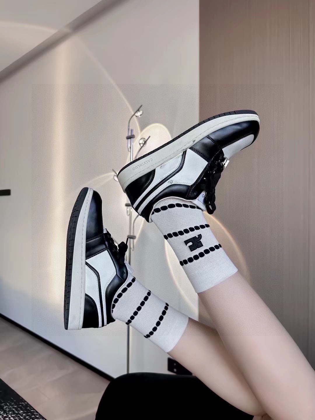 配包装【一盒四双】CELINE · 赛琳❗️高品质🔥超级爆款网红袜子❗️ce家官网同步字母中筒袜，ins