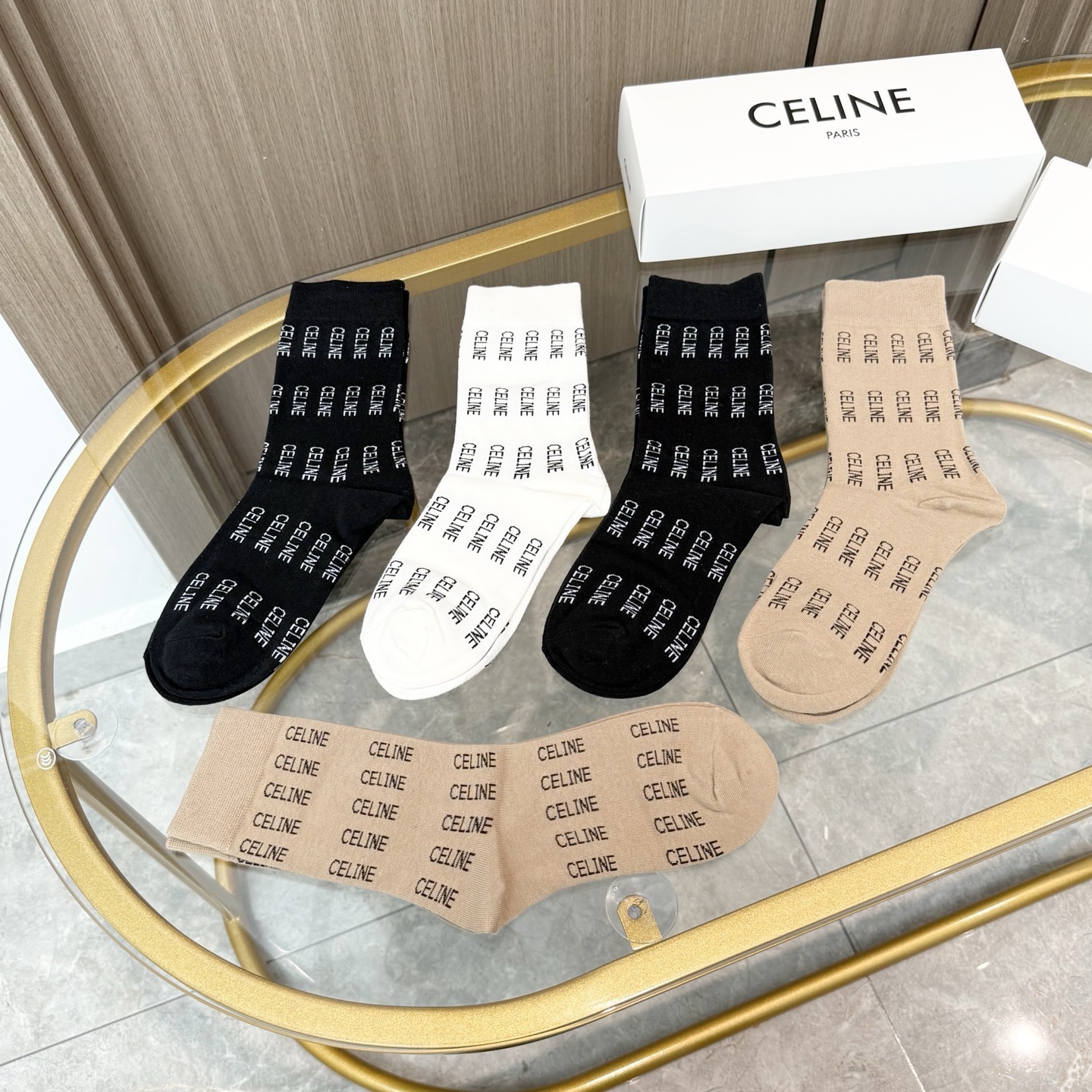 配包装【一盒四双】CELINE · 赛琳❗️高品质🔥超级爆款网红袜子❗️ce家官网同步刺绣字母中筒袜，i