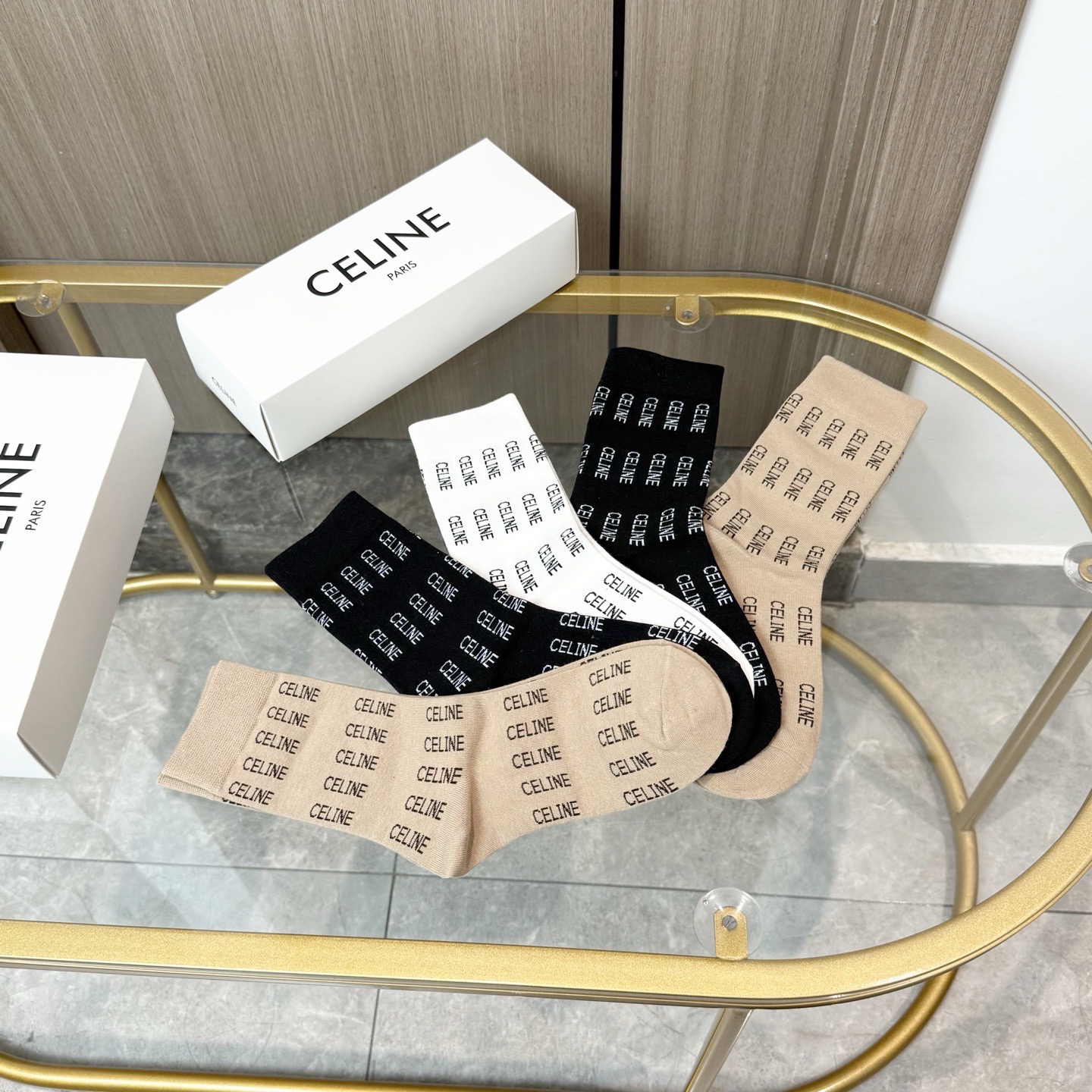 配包装【一盒四双】CELINE · 赛琳❗️高品质🔥超级爆款网红袜子❗️ce家官网同步刺绣字母中筒袜，i