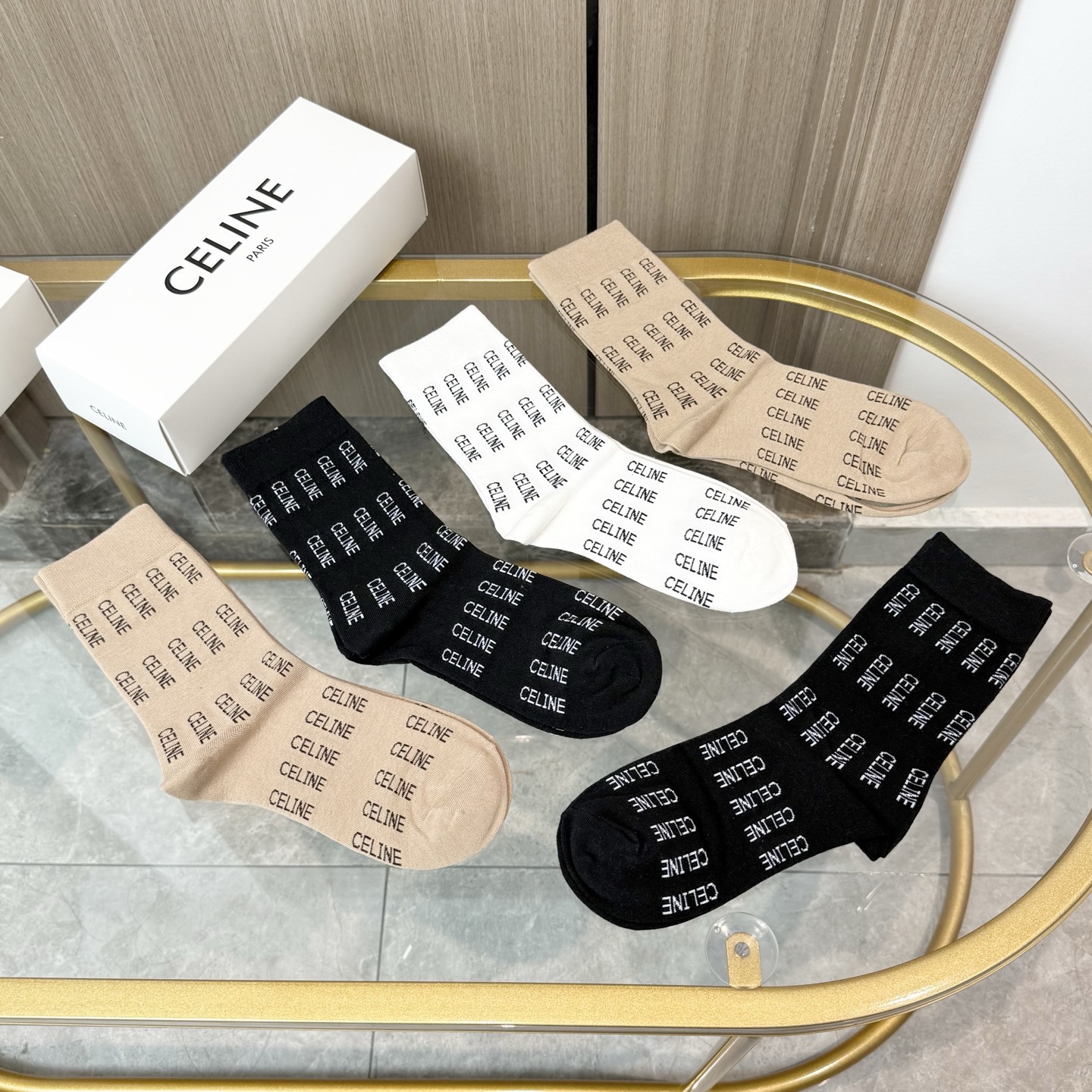 配包装【一盒四双】CELINE · 赛琳❗️高品质🔥超级爆款网红袜子❗️ce家官网同步刺绣字母中筒袜，i