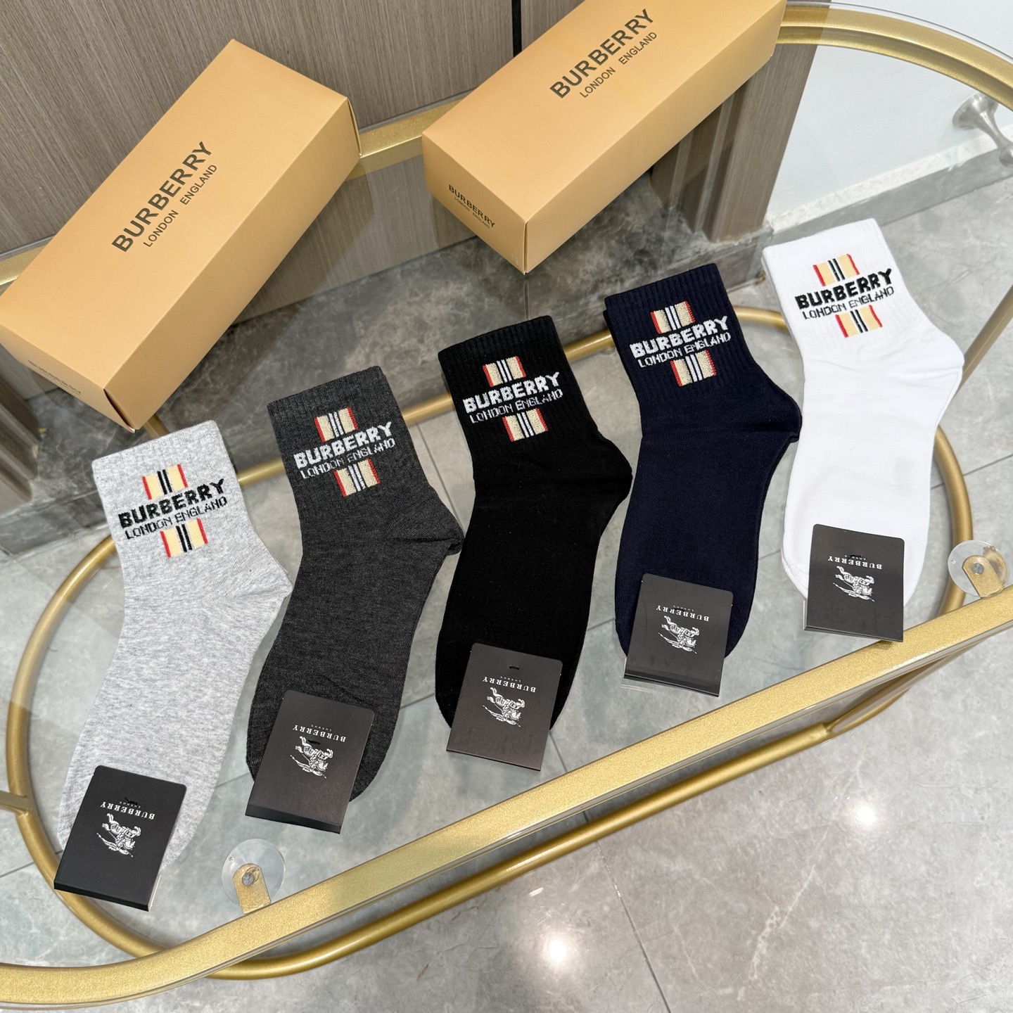 配包装【一盒五双】巴宝莉专柜最新款巴格中筒袜子❗️巴家专柜同步中筒袜，经典网红爆款袜子INS高端潮袜超抢