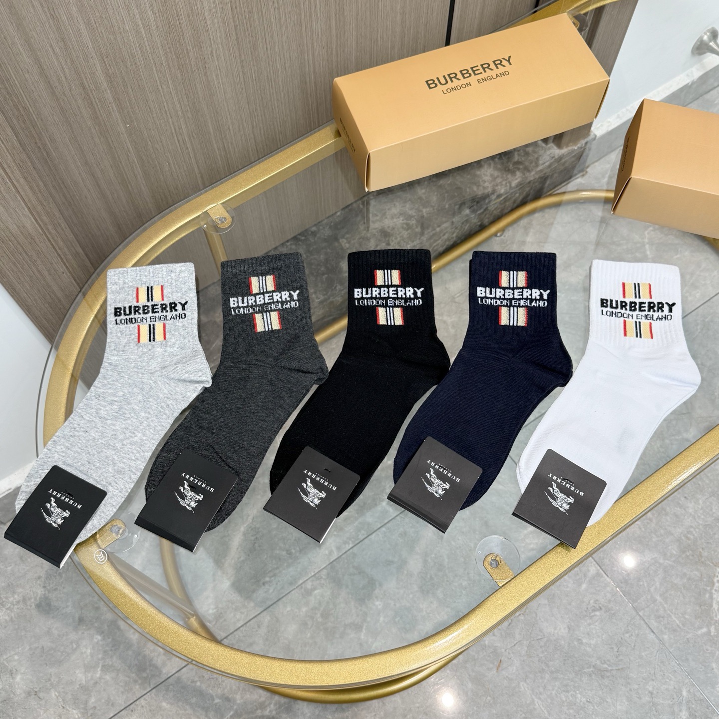 配包装【一盒五双】巴宝莉专柜最新款巴格中筒袜子❗️巴家专柜同步中筒袜，经典网红爆款袜子INS高端潮袜超抢