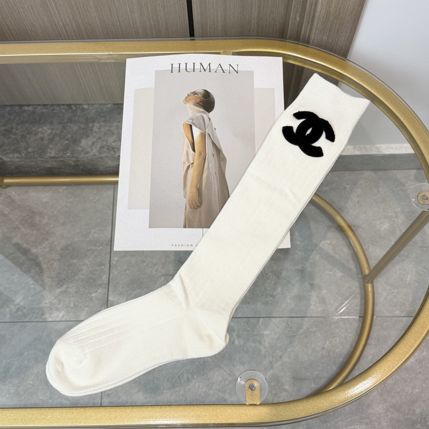 配包装【一盒四双】CHANEL · 香奈儿❗️超级爆款网红袜子❗️CHANEL官网同步字母小腿袜，ins