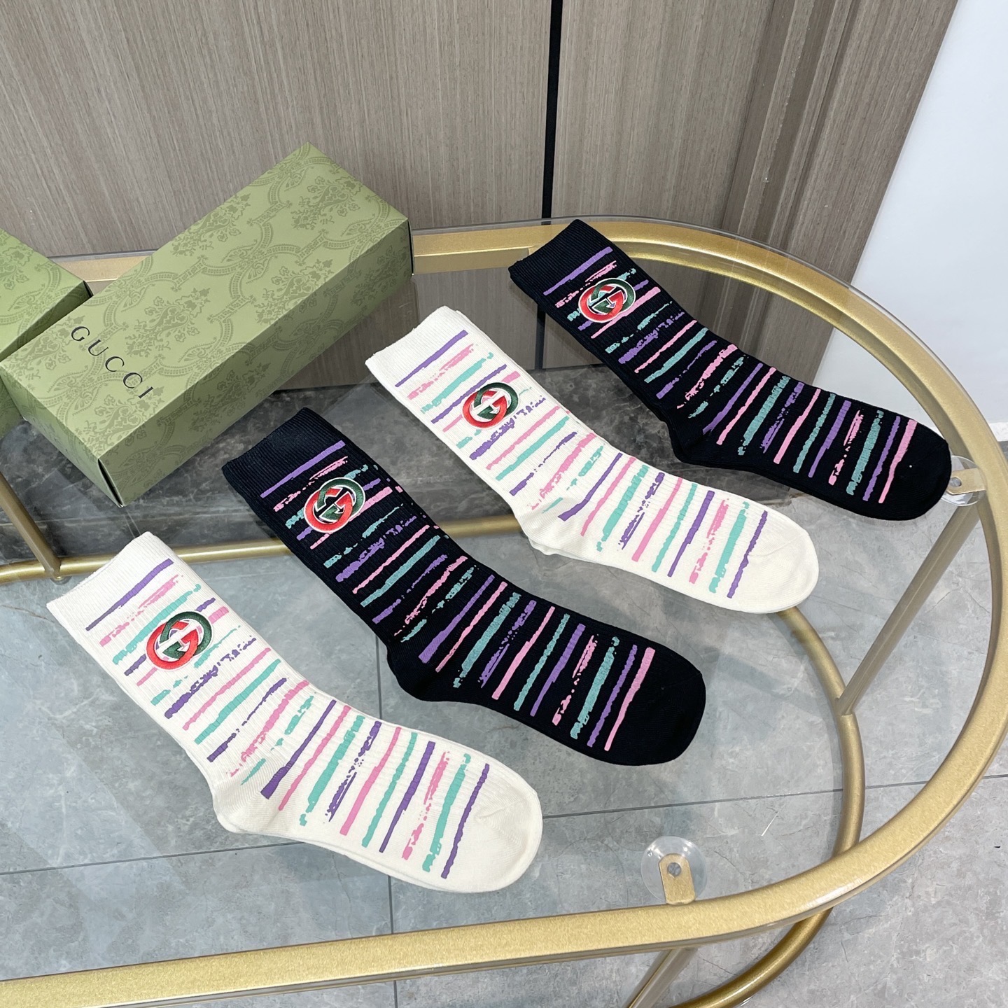 配包装【一盒四双】🔥 Gucci 古奇GG限量系列～Gucci的GG系列都没有让人失望过，这次运动风格展