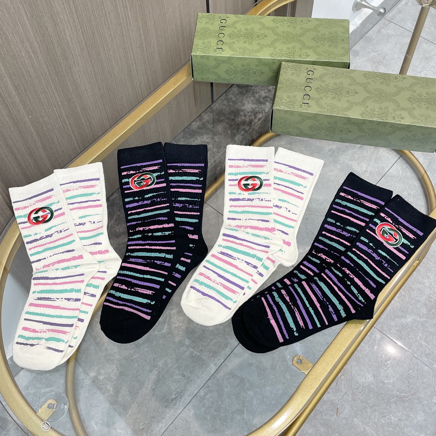 配包装【一盒四双】🔥 Gucci 古奇GG限量系列～Gucci的GG系列都没有让人失望过，这次运动风格展
