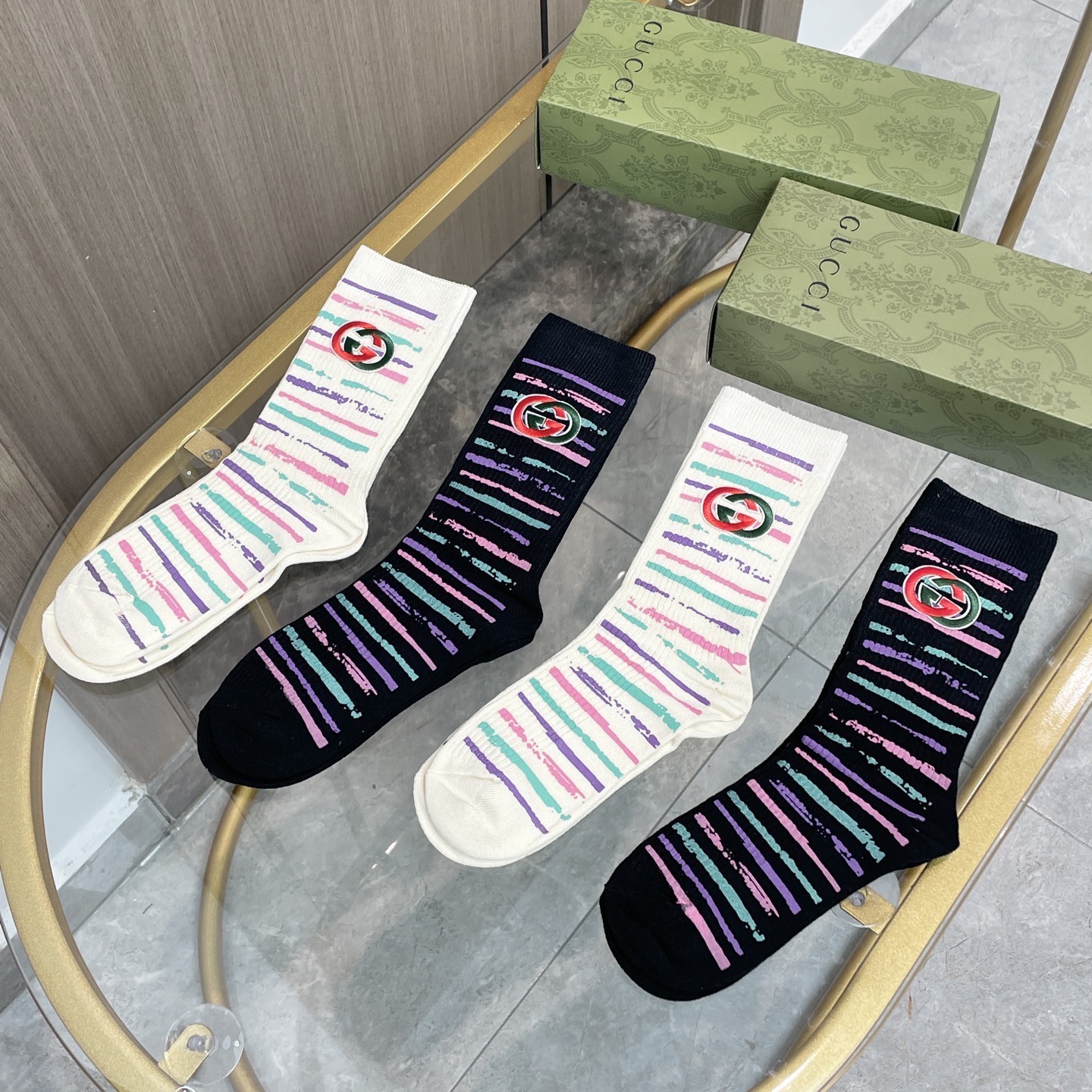 配包装【一盒四双】🔥 Gucci 古奇GG限量系列～Gucci的GG系列都没有让人失望过，这次运动风格展