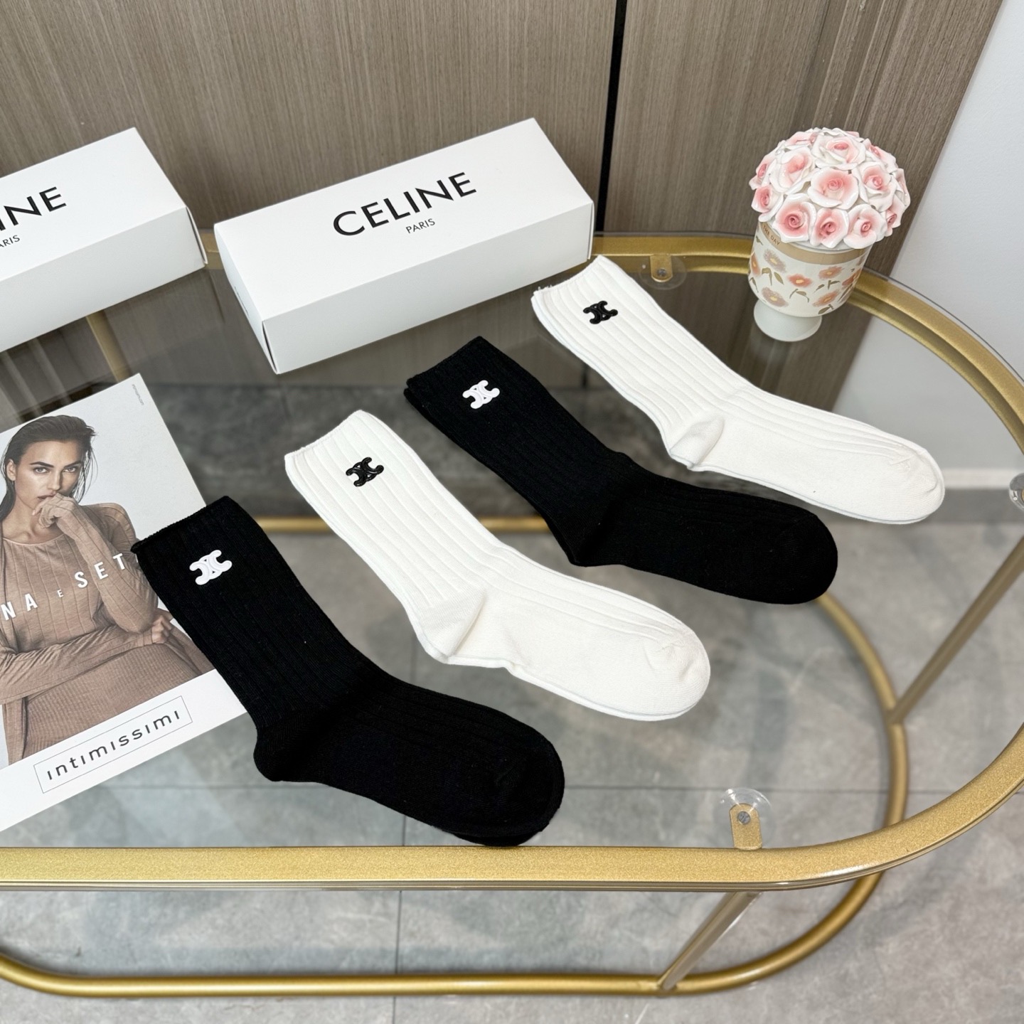 配包装【一盒四双】CELINE · 赛琳❗️高品质🔥超级爆款网红袜子❗️小香家官网同步烫印字母中筒袜，i