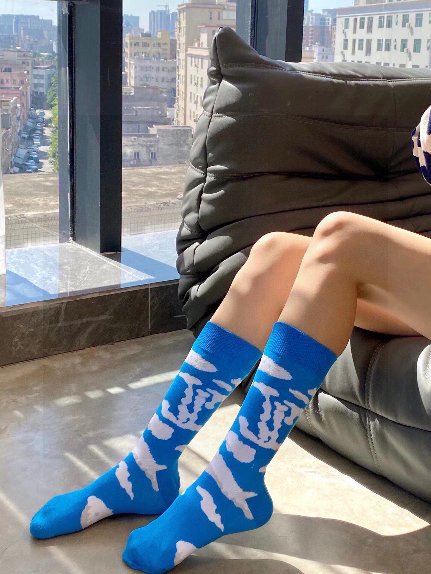 配包装【一盒六双】高版本 官网同款🌟Lv 路易威登爆款中筒袜🌟高版本 ～好看到爆炸 欧美大牌中筒袜🔥🌟潮