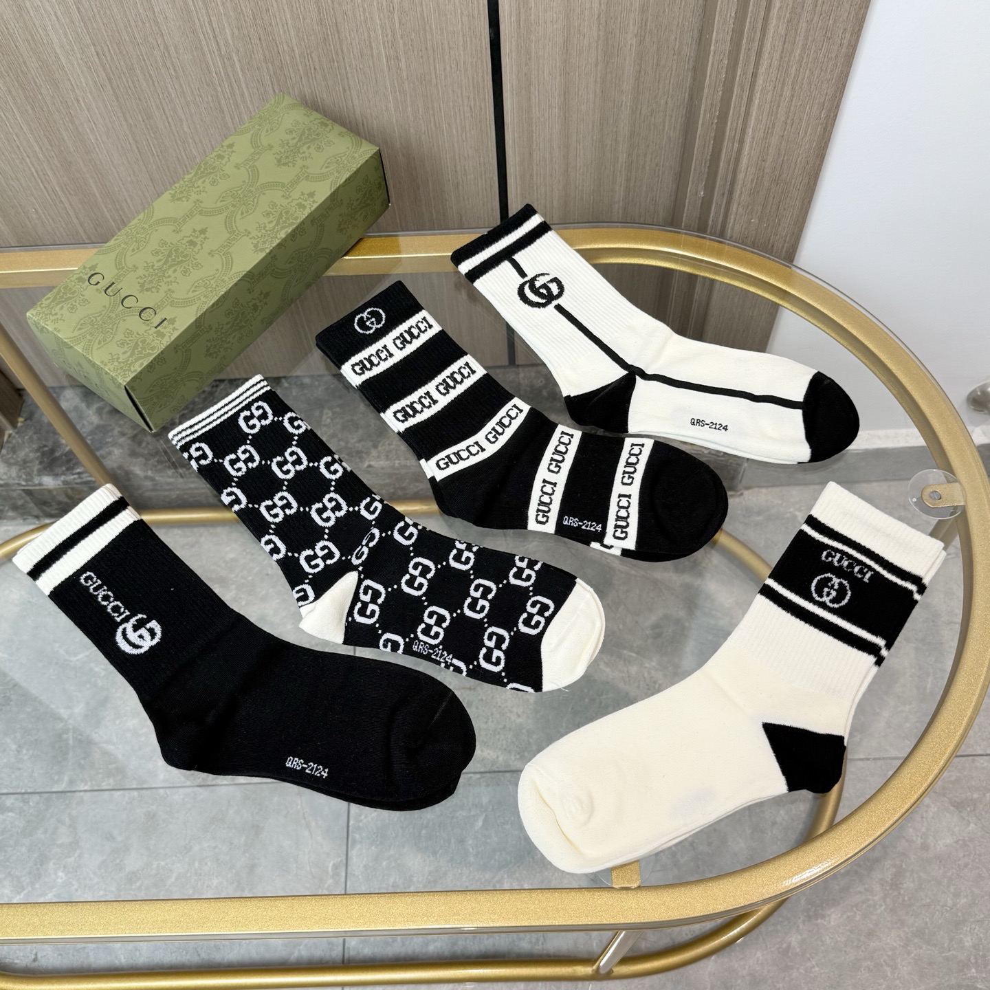 配包装【一盒五双】Gucci · 古奇❗️网红爆款出货~G家新品专柜对版袜子❗️纯棉材质织造，超级柔软舒