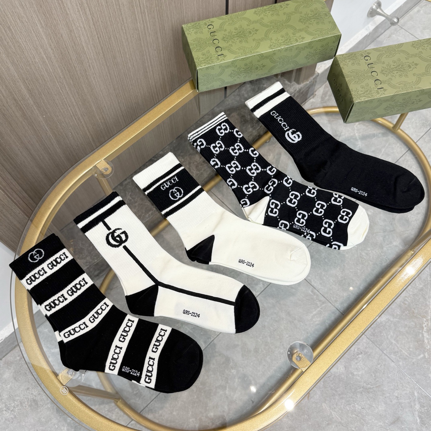 配包装【一盒五双】Gucci · 古奇❗️网红爆款出货~G家新品专柜对版袜子❗️纯棉材质织造，超级柔软舒