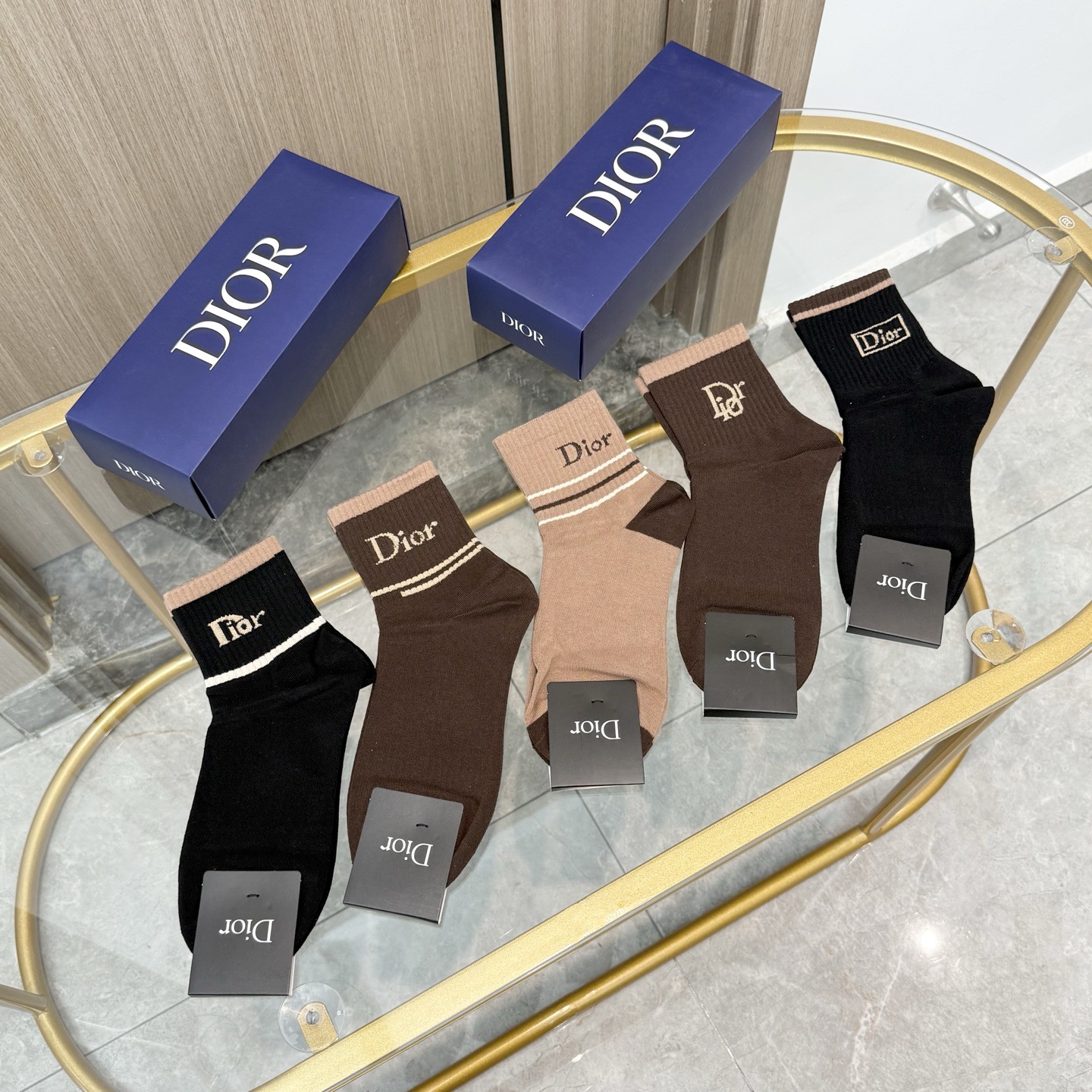 配包装【一盒五双】🌟欧美大牌 Dior迪奥 好看到爆炸欧美大牌中筒袜🔥男女款🌟潮人必不能少的专柜代购品质