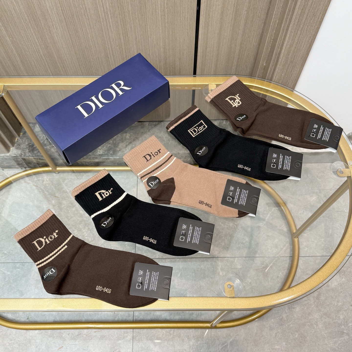 配包装【一盒五双】🌟欧美大牌 Dior迪奥 好看到爆炸欧美大牌中筒袜🔥男女款🌟潮人必不能少的专柜代购品质