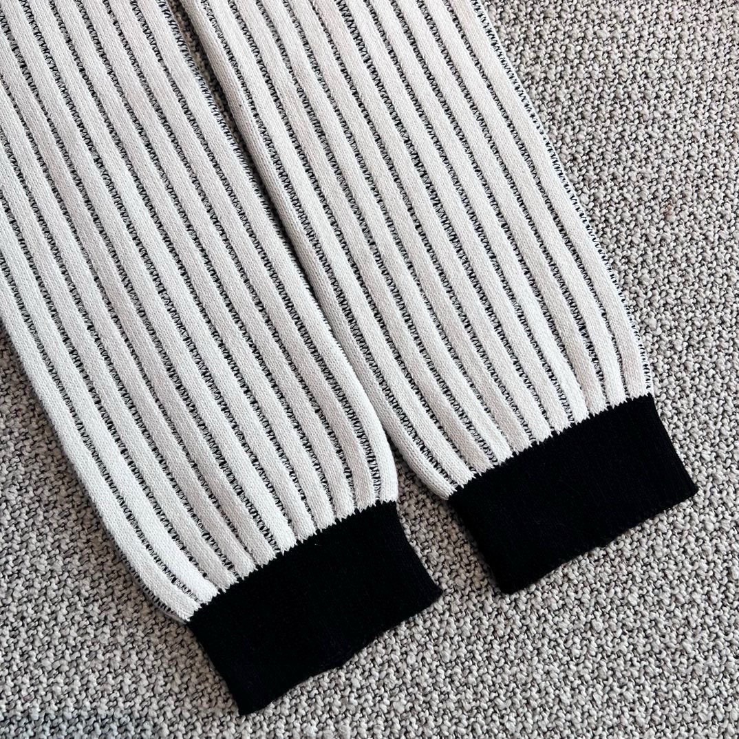 配包装【一盒一双】🆕Chane*24c早春新品 本季最火🔥爆款袜套🧦各大博主，时髦软妹人手一双😍😍穿搭必