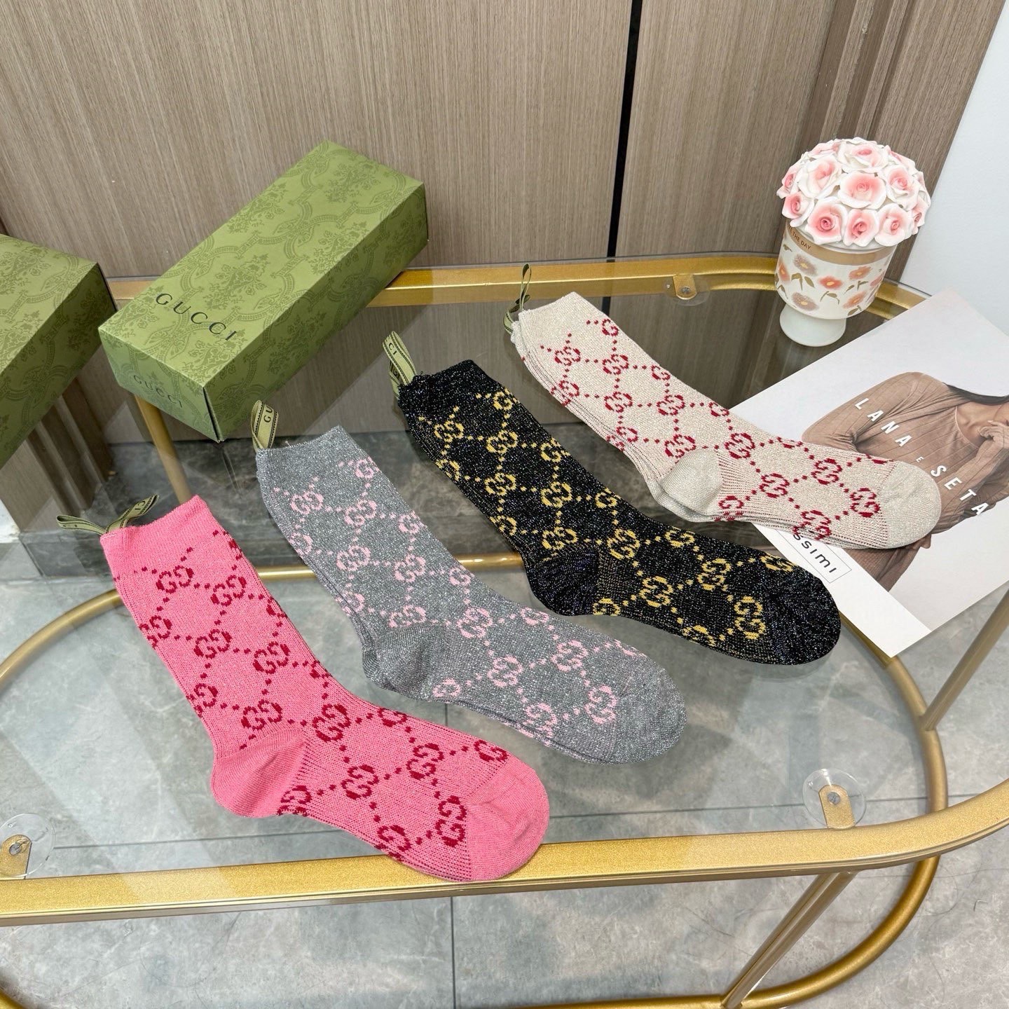 配包装【一盒四双】🔥 Gucci 古奇GG限量系列～Gucci的GG系列都没有让人失望过，这次运动风格展