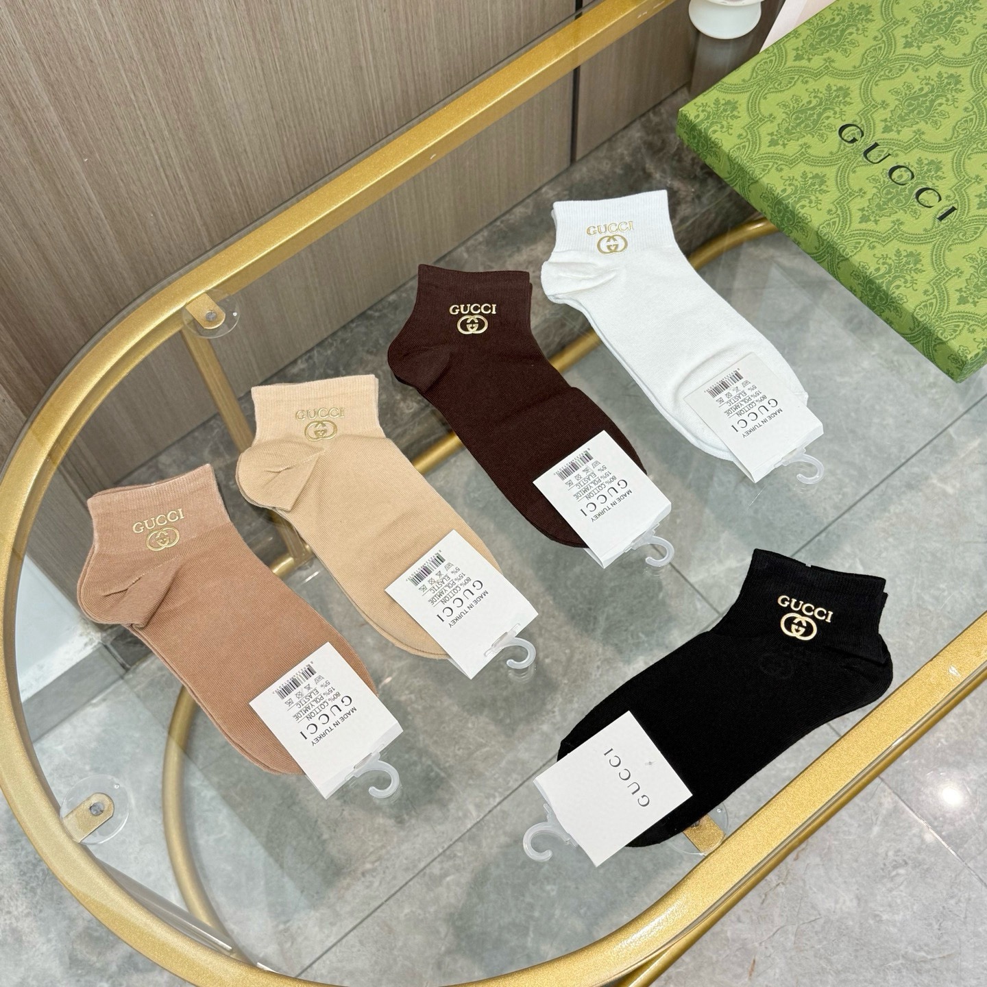 配包装【一盒五双】GUCCI · 古奇❗️GUCCI家新品烫金短筒男女款袜子❗️专柜同步长袜，超级经典的