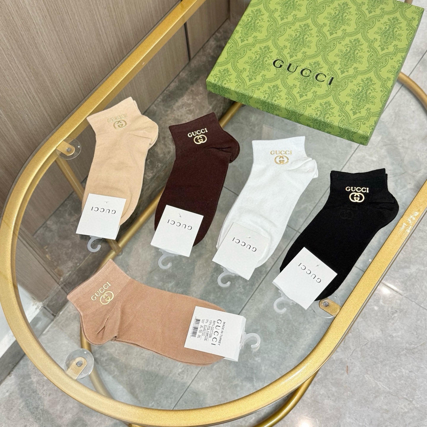 配包装【一盒五双】GUCCI · 古奇❗️GUCCI家新品烫金短筒男女款袜子❗️专柜同步长袜，超级经典的