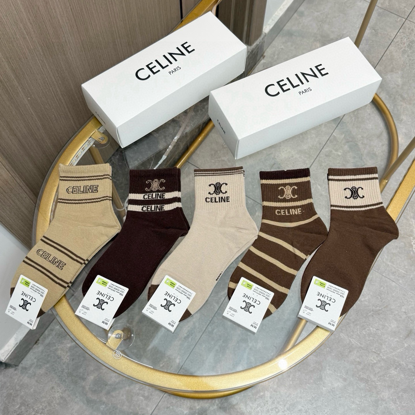 配包装【一盒五双】🌟Celine赛琳 爆款中筒袜🌟高版本 ～好看到爆炸 欧美大牌中筒袜🔥🌟潮人必不能少的