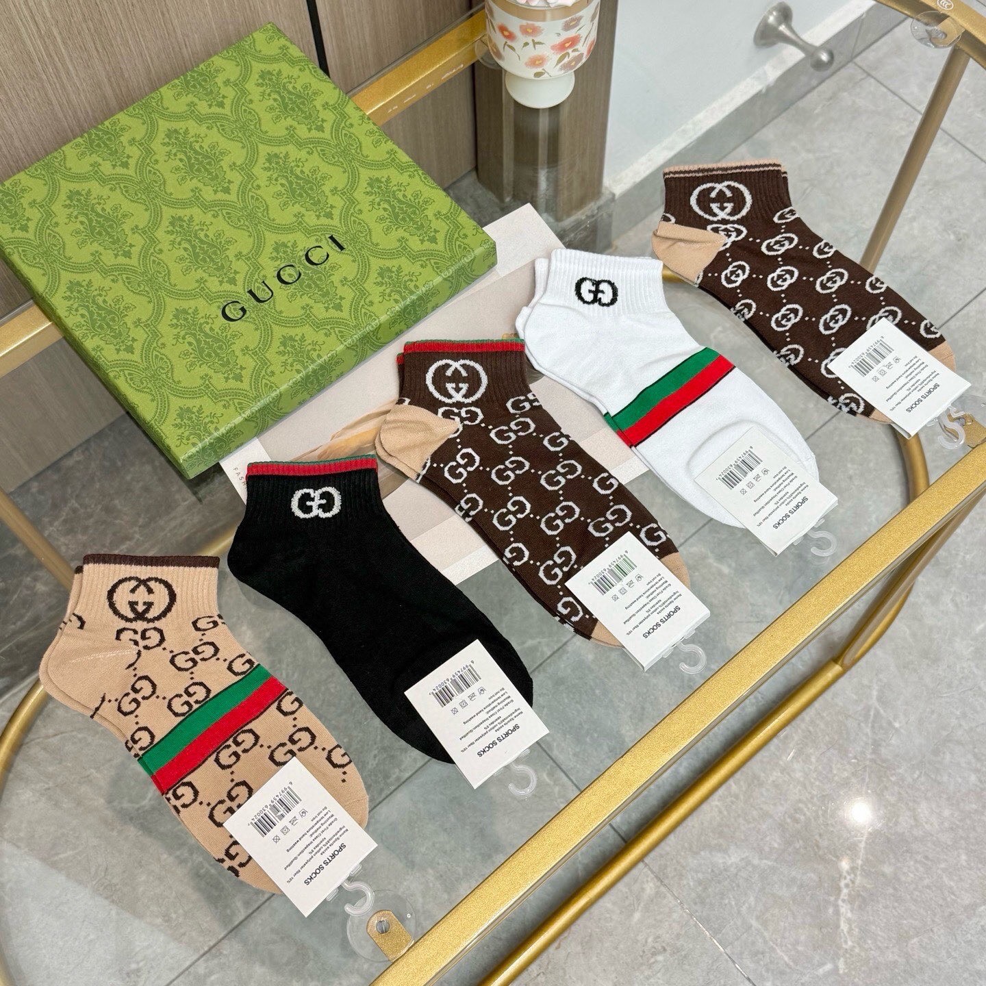配包装【一盒五双】🌟GUCCI古奇🌟高版本 ～好看到爆炸 欧美大牌男女款船袜🔥🌟潮人必不能少的专柜代购品