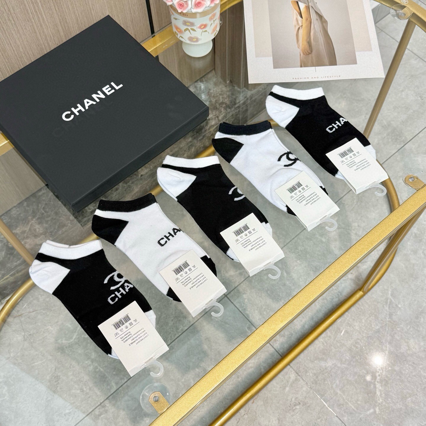 【一盒五双】CHANEL香奈儿高版本 ～好看到爆炸小香 袜子🔥船袜，超软糯🔥🔥潮人必不能少的CHANEL