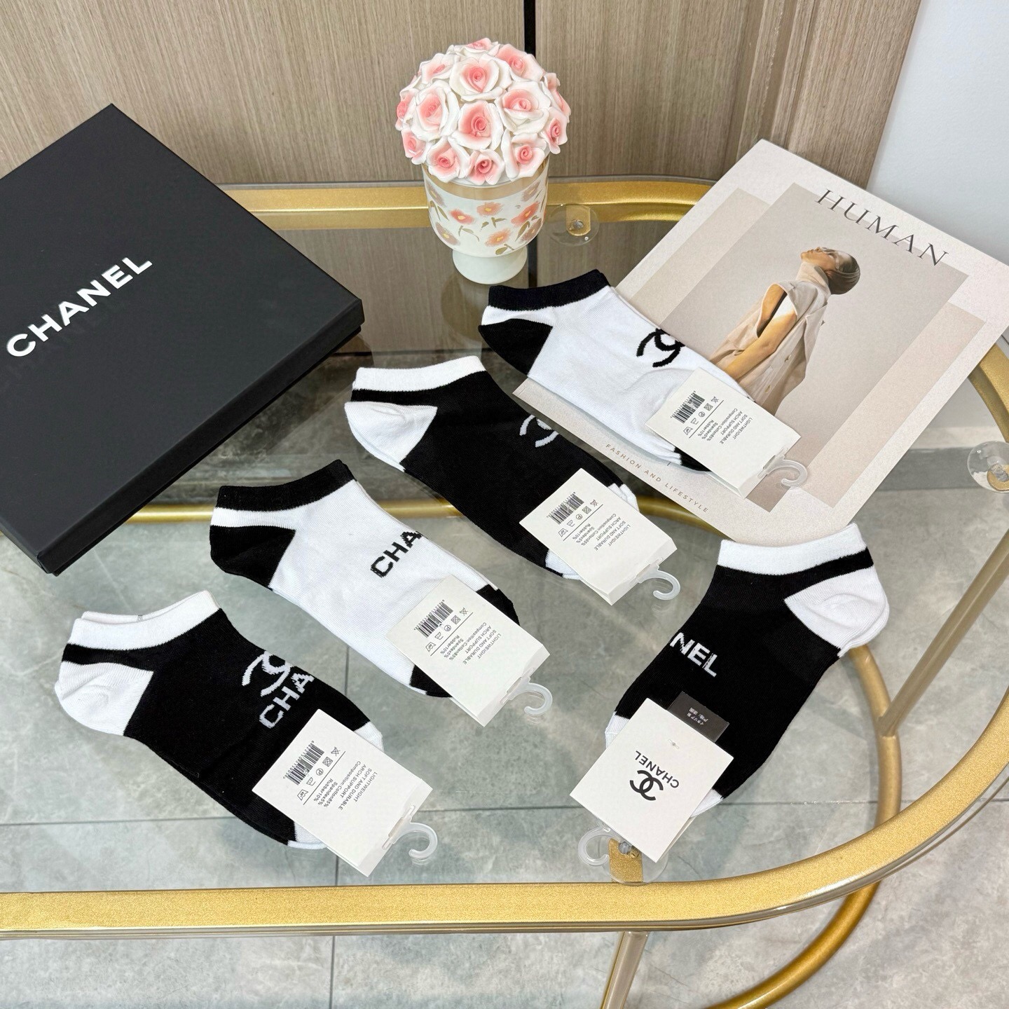 【一盒五双】CHANEL香奈儿高版本 ～好看到爆炸小香 袜子🔥船袜，超软糯🔥🔥潮人必不能少的CHANEL