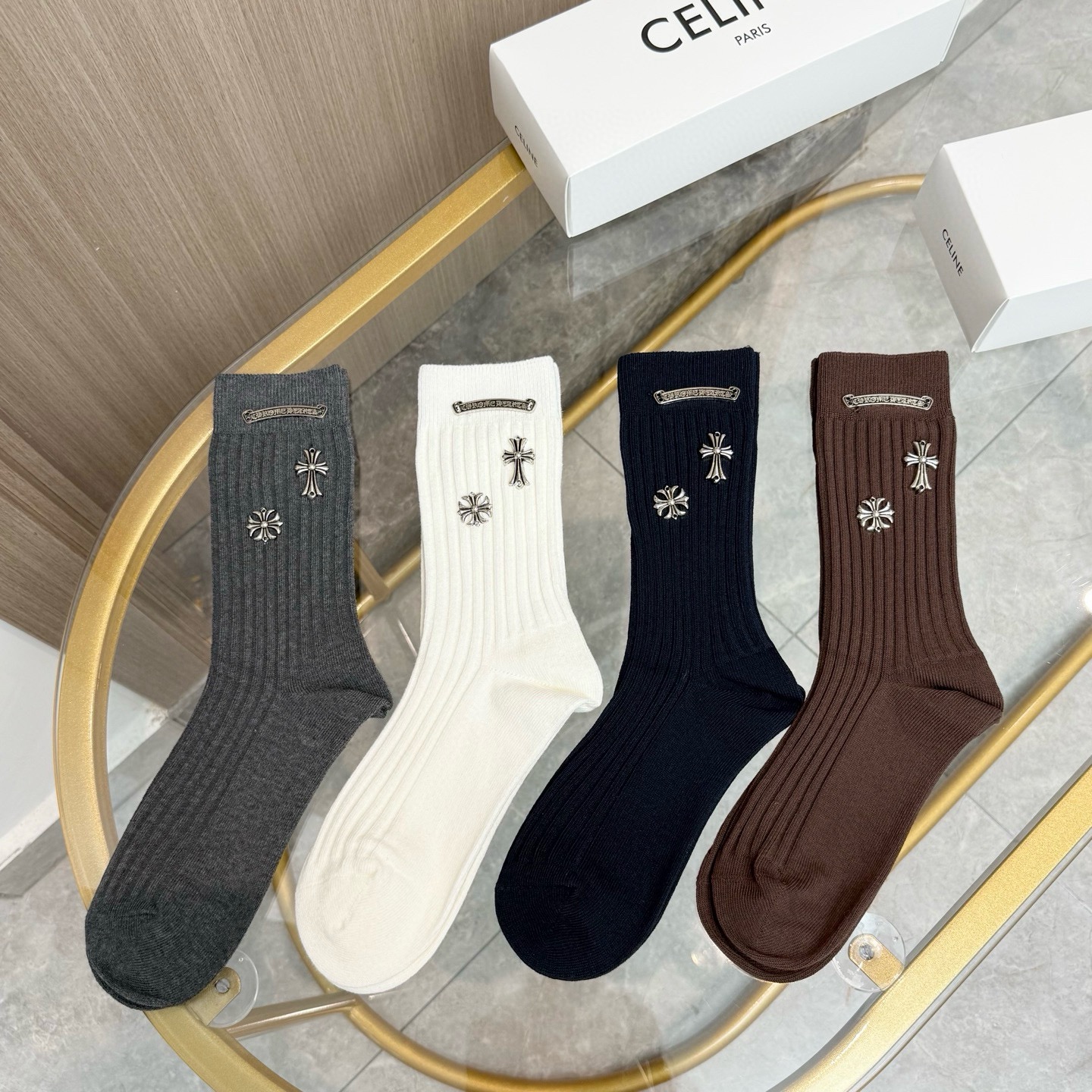 配包装【一盒四双】🌟克罗心 爆款高筒袜🌟高版本 ～好看到爆炸 欧美大牌高筒袜🔥🌟潮人必不能少的专柜代购品