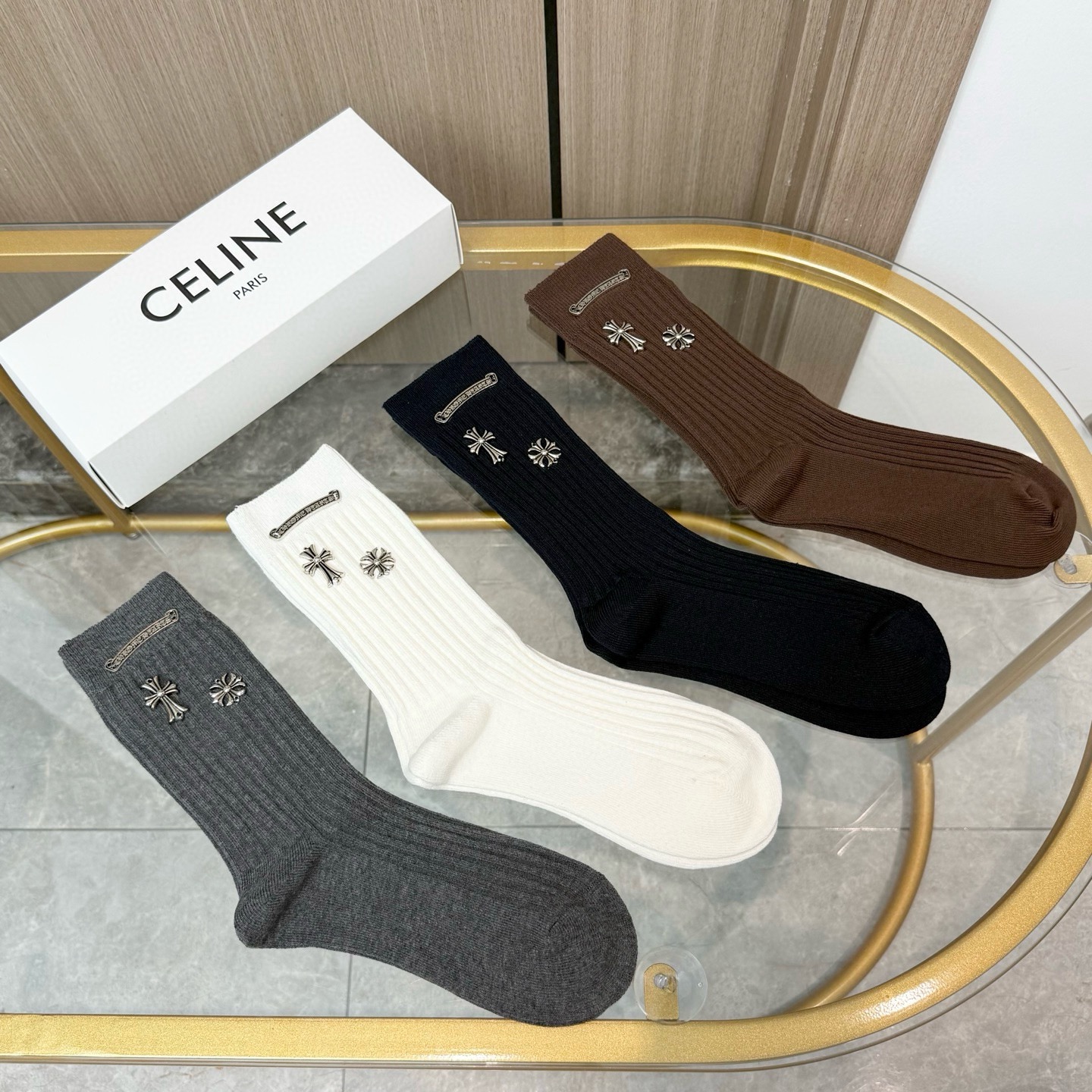 配包装【一盒四双】🌟克罗心 爆款高筒袜🌟高版本 ～好看到爆炸 欧美大牌高筒袜🔥🌟潮人必不能少的专柜代购品